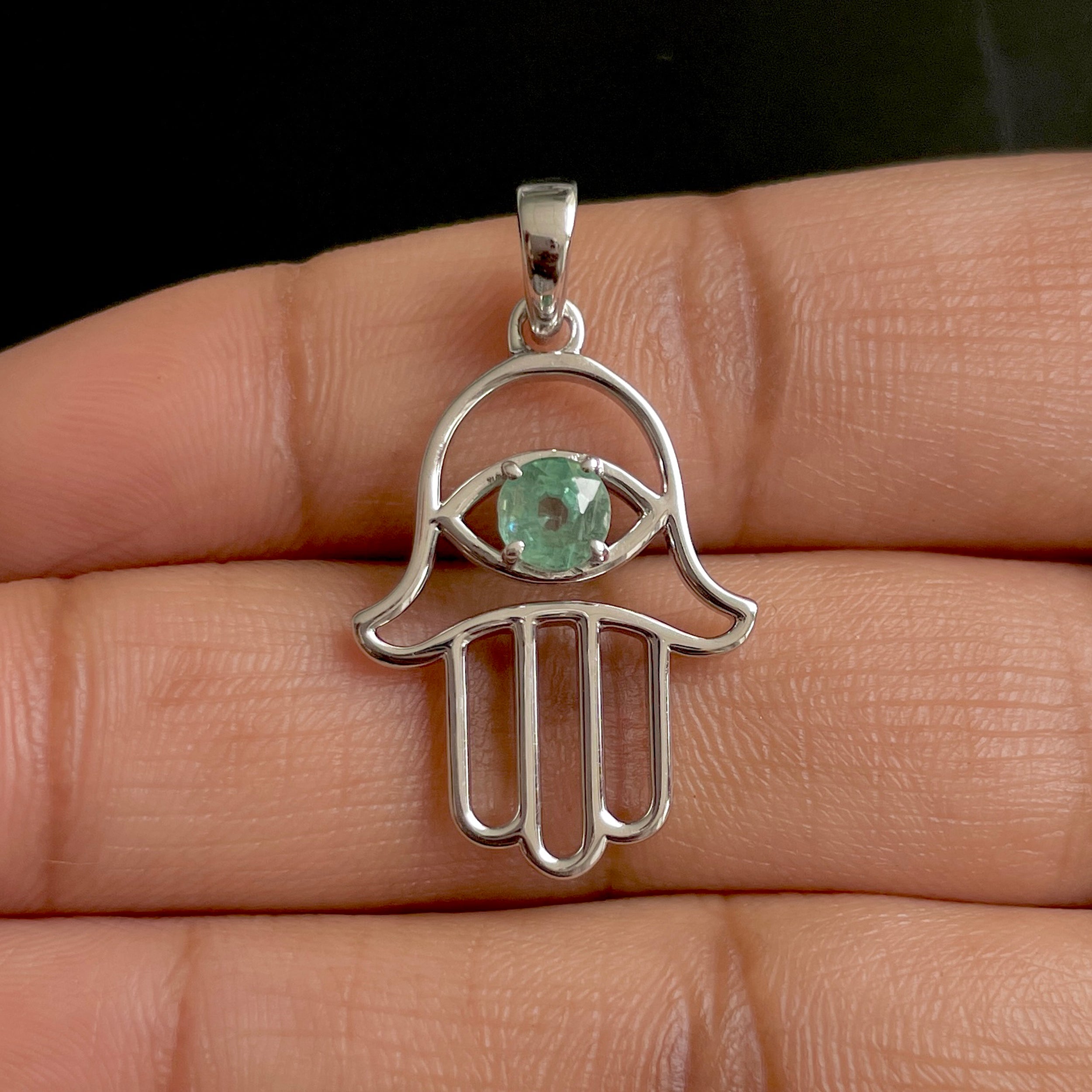 Green Kyanite Hamsa Hand Pendant-(KYN-SN-172-G.)