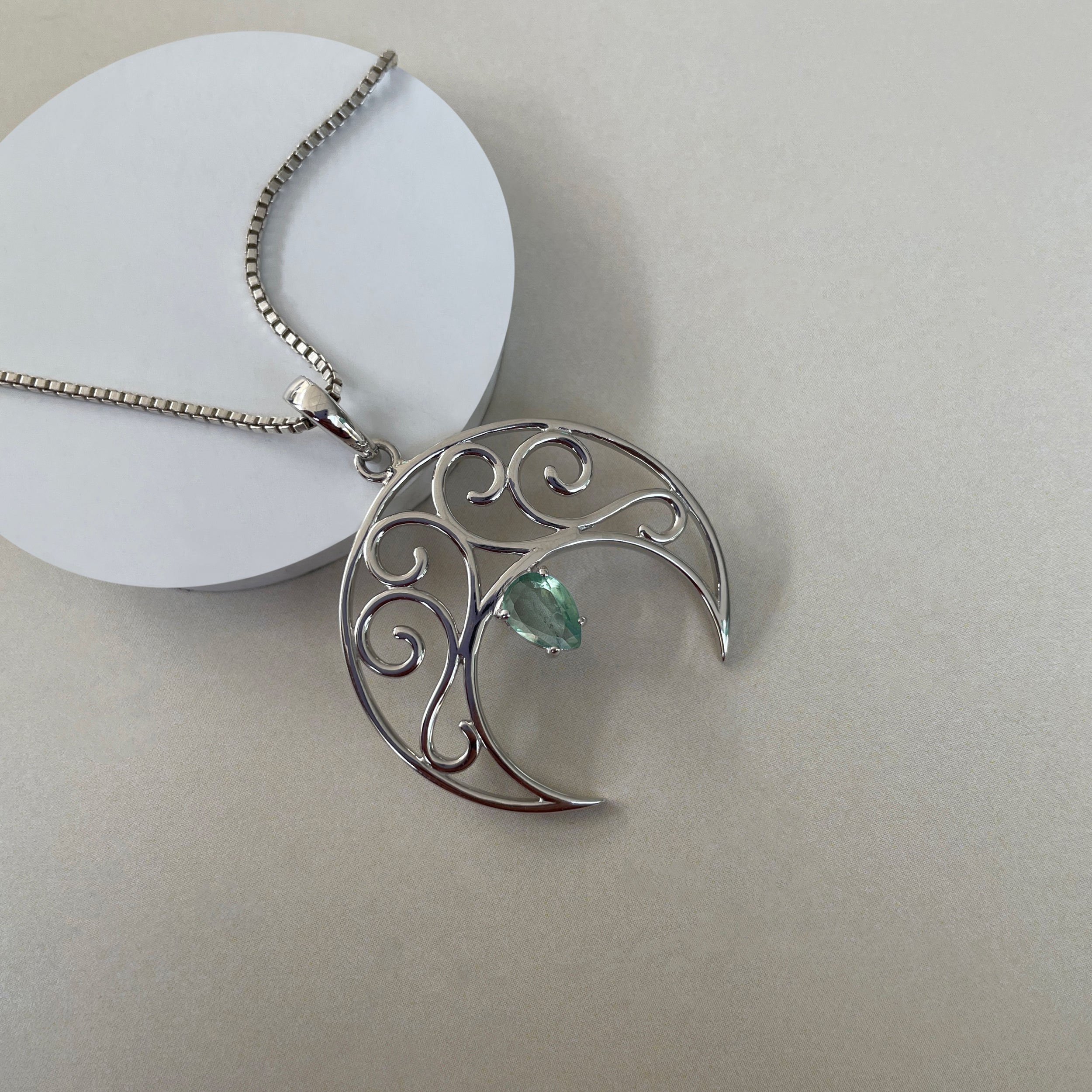 Green Kyanite Pendant-(KYN-SN-181-G.)