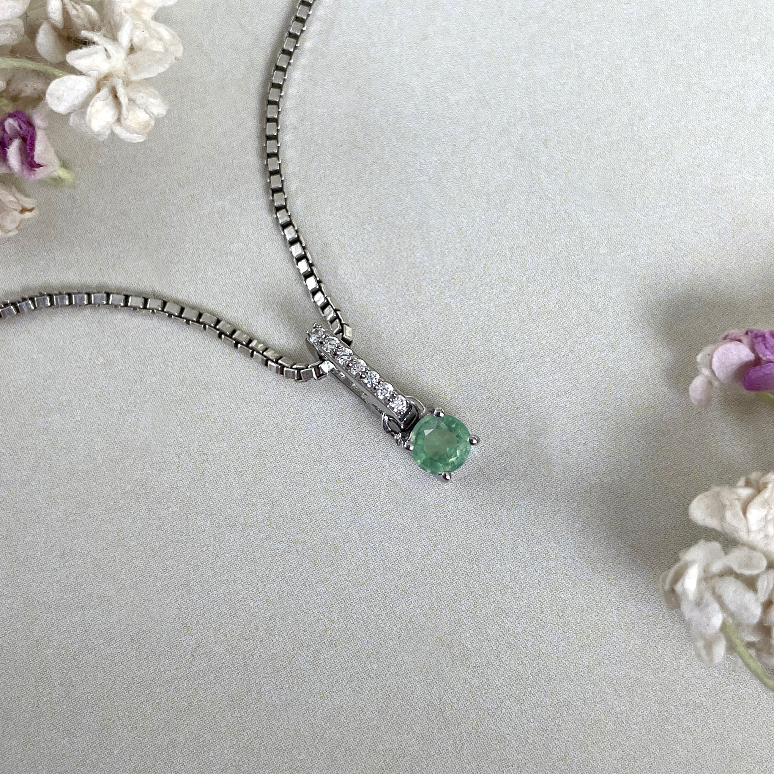 Green Kyanite Pendant-(KYN-SP-1166-G.)