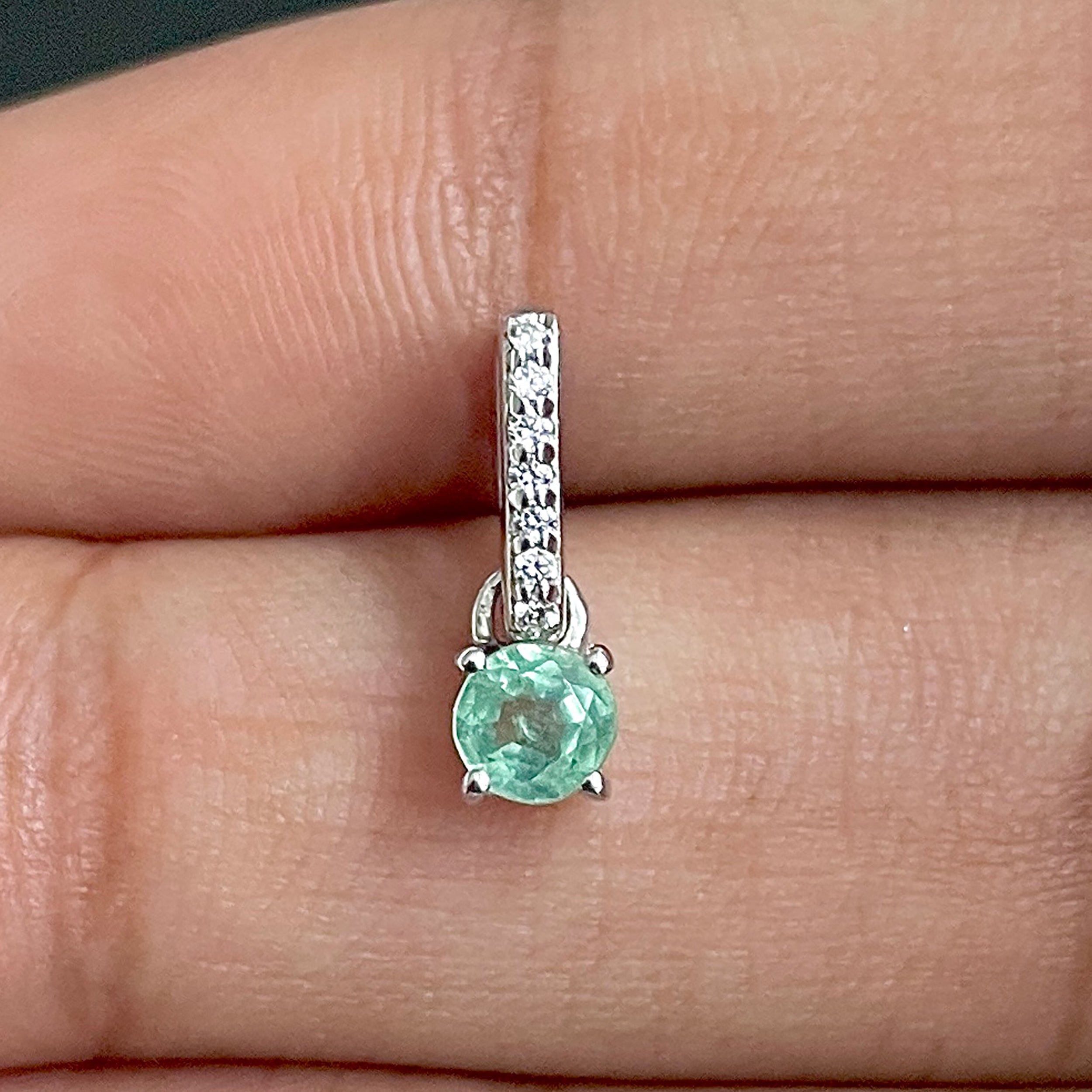 Green Kyanite Pendant-(KYN-SP-1166-G.)