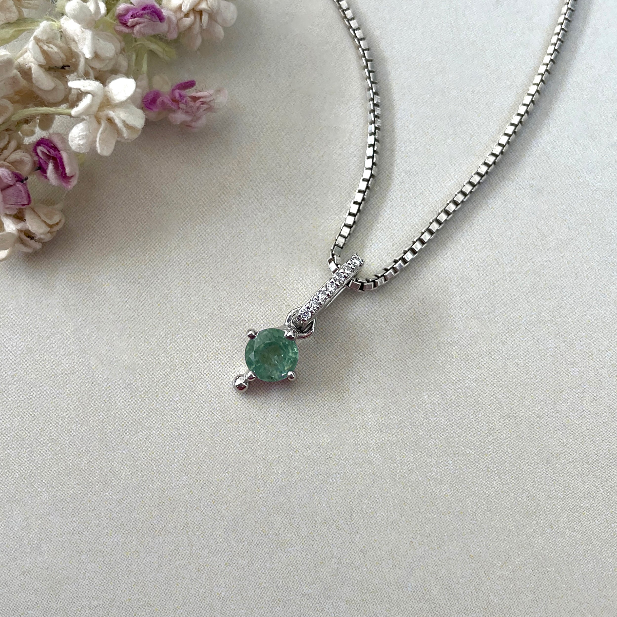 Green Kyanite & White Topaz Pendant-(KYN-SP-399-G.)