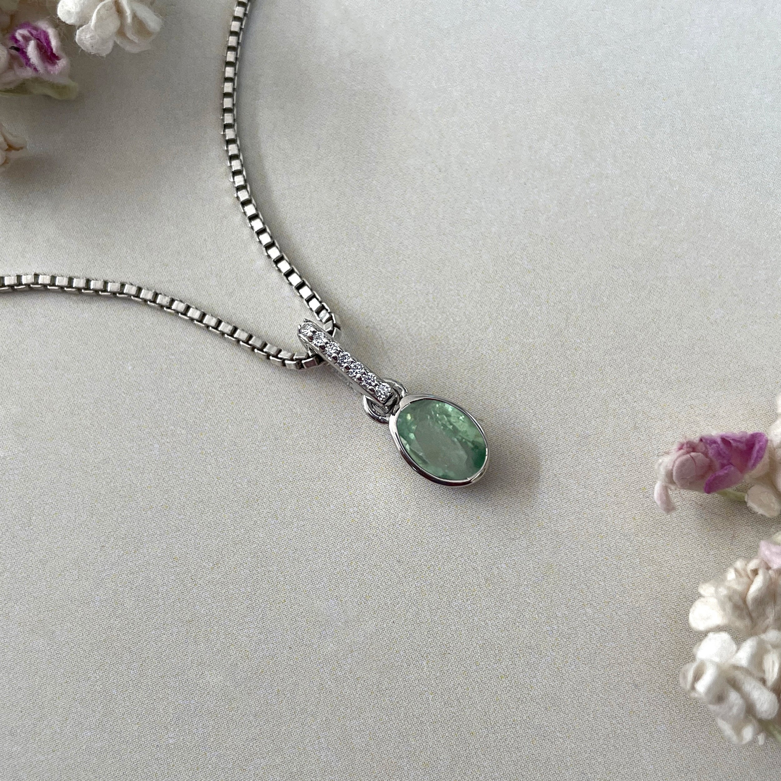 Green Kyanite & White Topaz Pendant-(KYN-SP-780-G.)