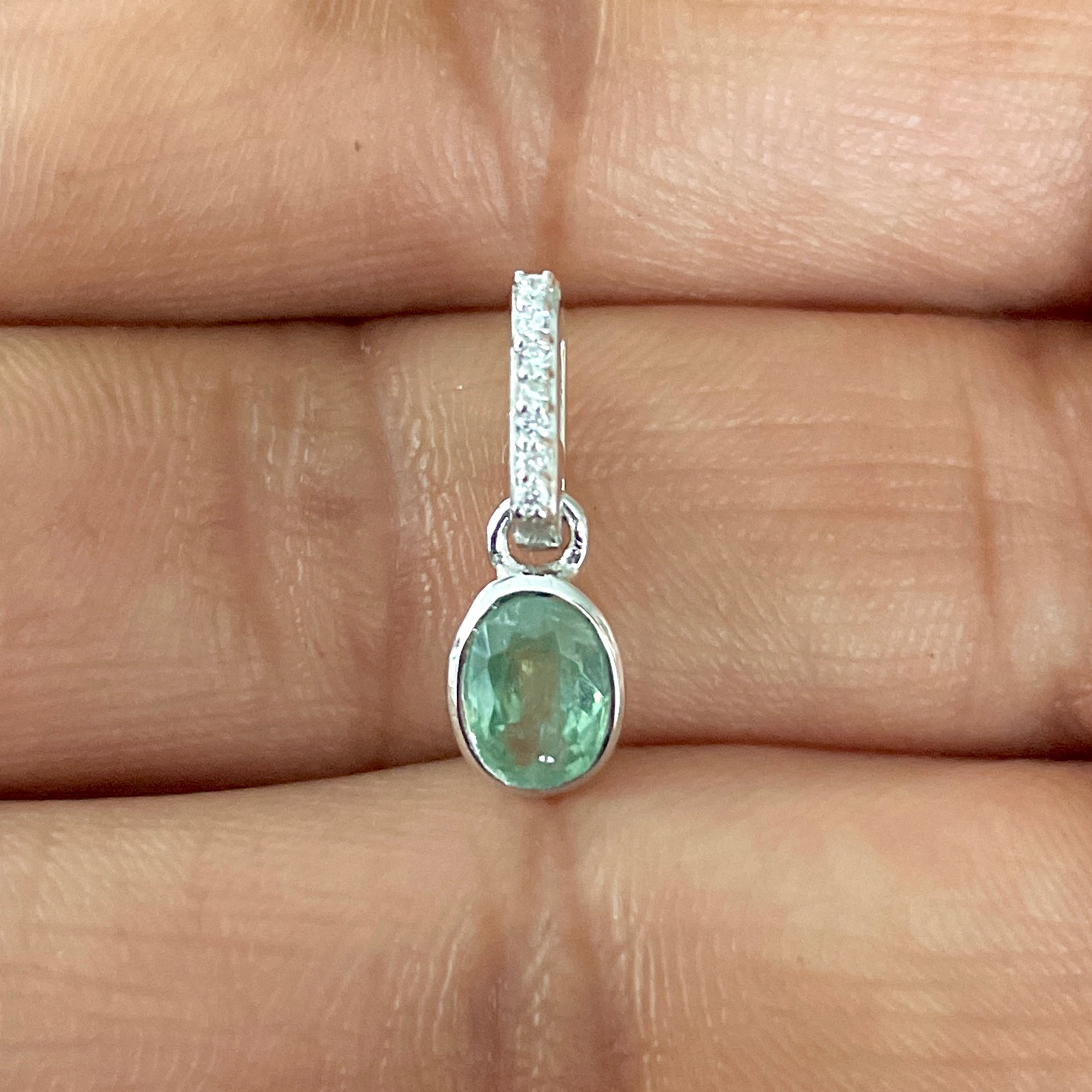 Green Kyanite & White Topaz Pendant-(KYN-SP-780-G.)