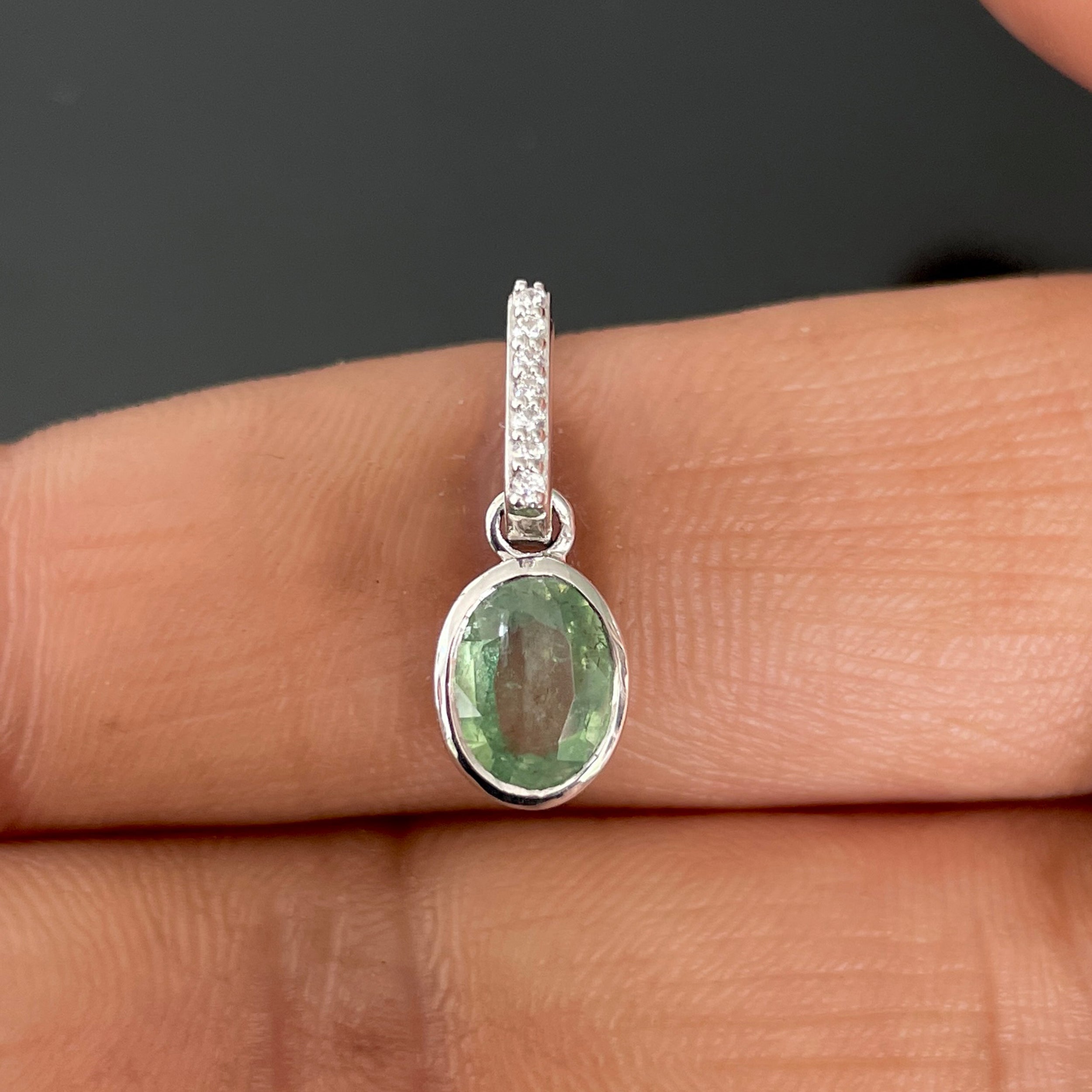 Green Kyanite & White Topaz Pendant-(KYN-SP-792-G.)