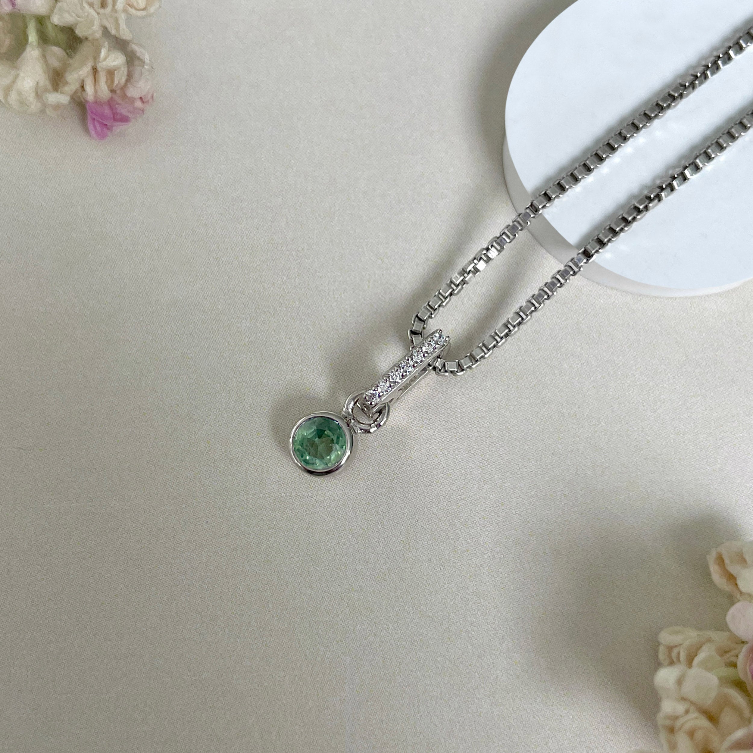 Green kyanite & White Topaz Pendant-(KYN-SP-999B-G.)