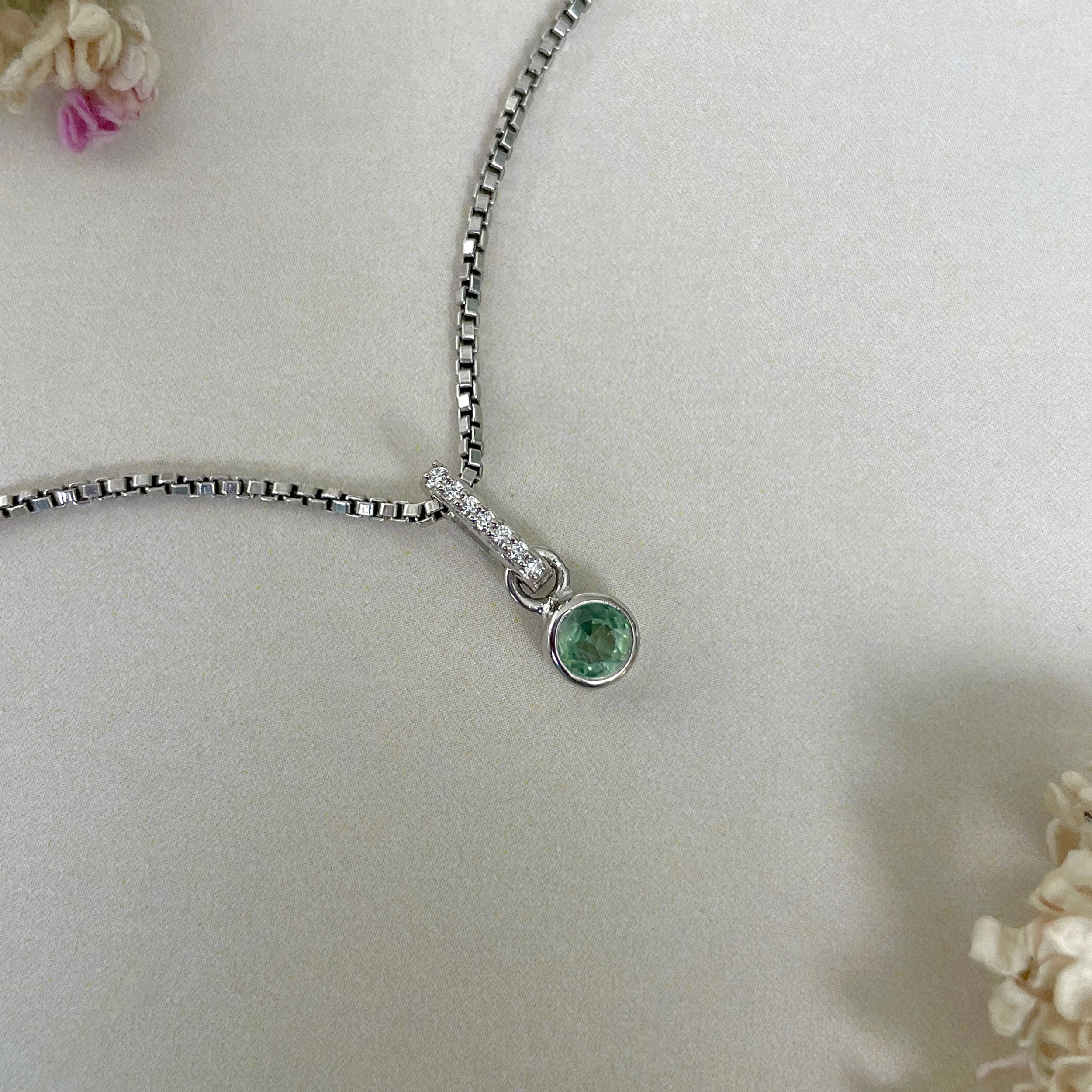 Green kyanite & White Topaz Pendant-(KYN-SP-999B-G.)