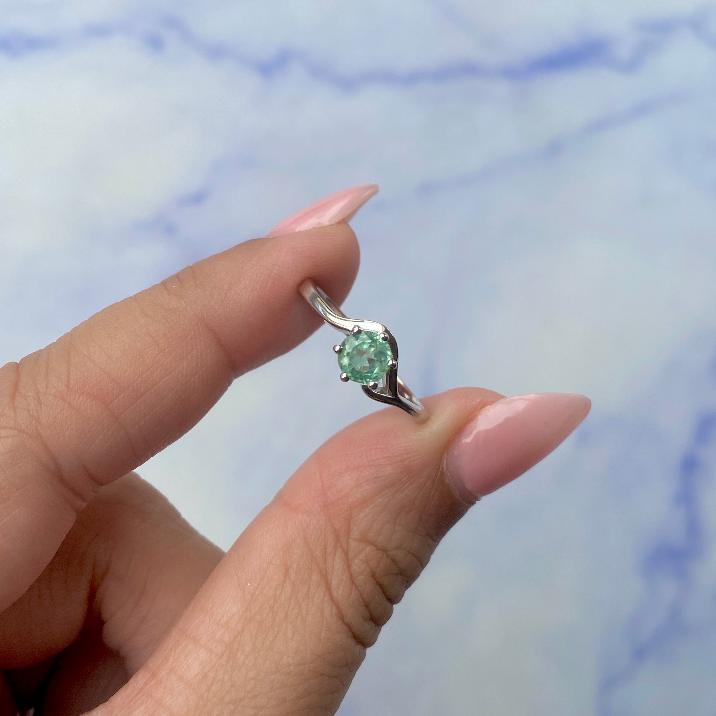 Green Kyanite Ring-(KYN-SR-04-G.)