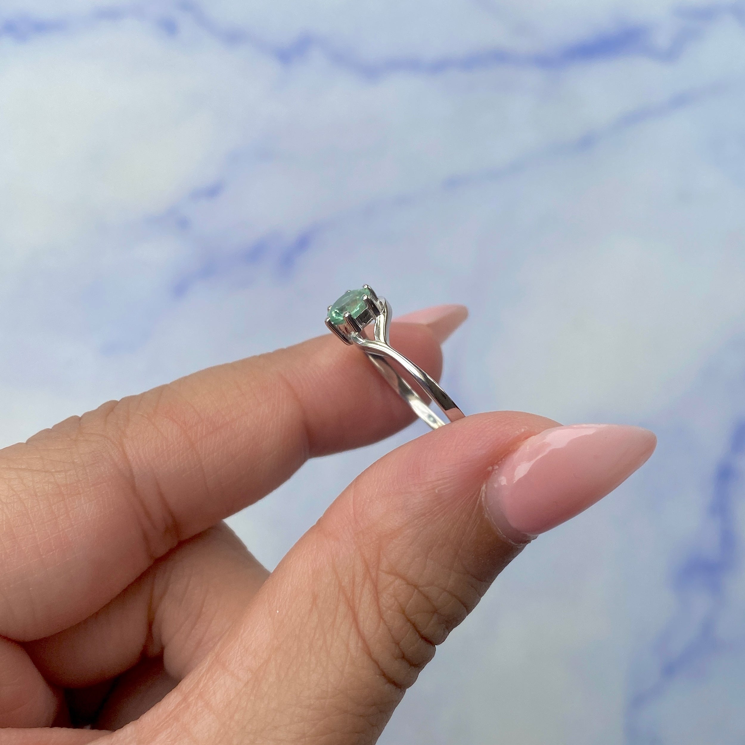 Green Kyanite Ring-(KYN-SR-04-G.)