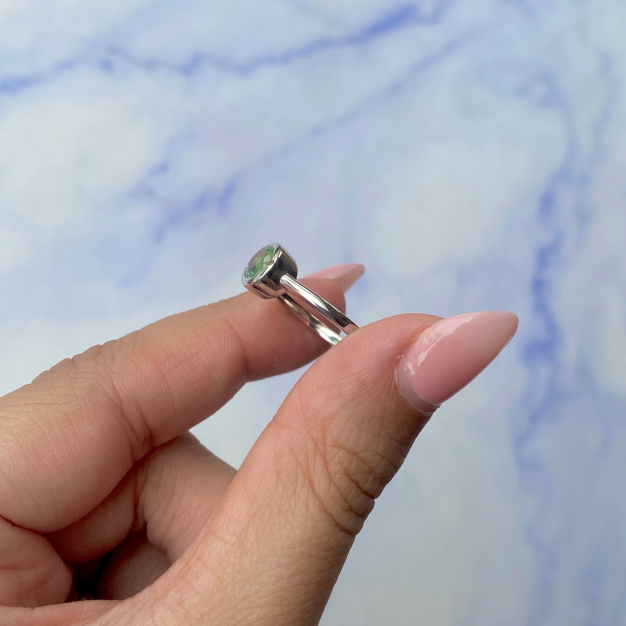 Green Kyanite-(KYN-SR-237-G.)