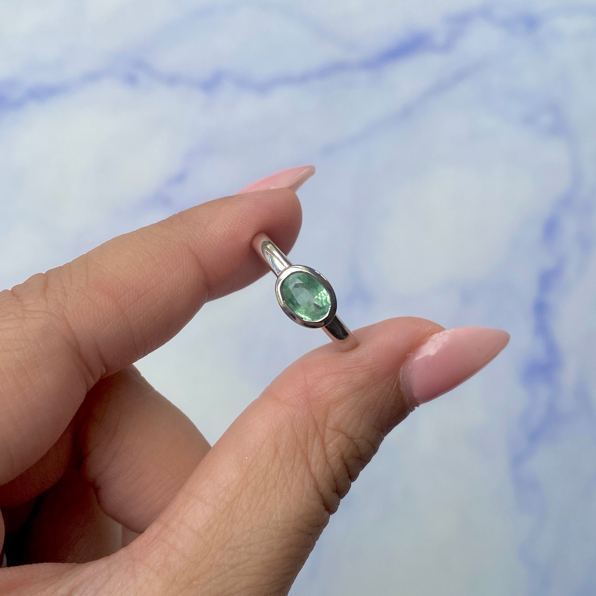 Green Kyanite Ring-(KYN-SR-4026-G.)