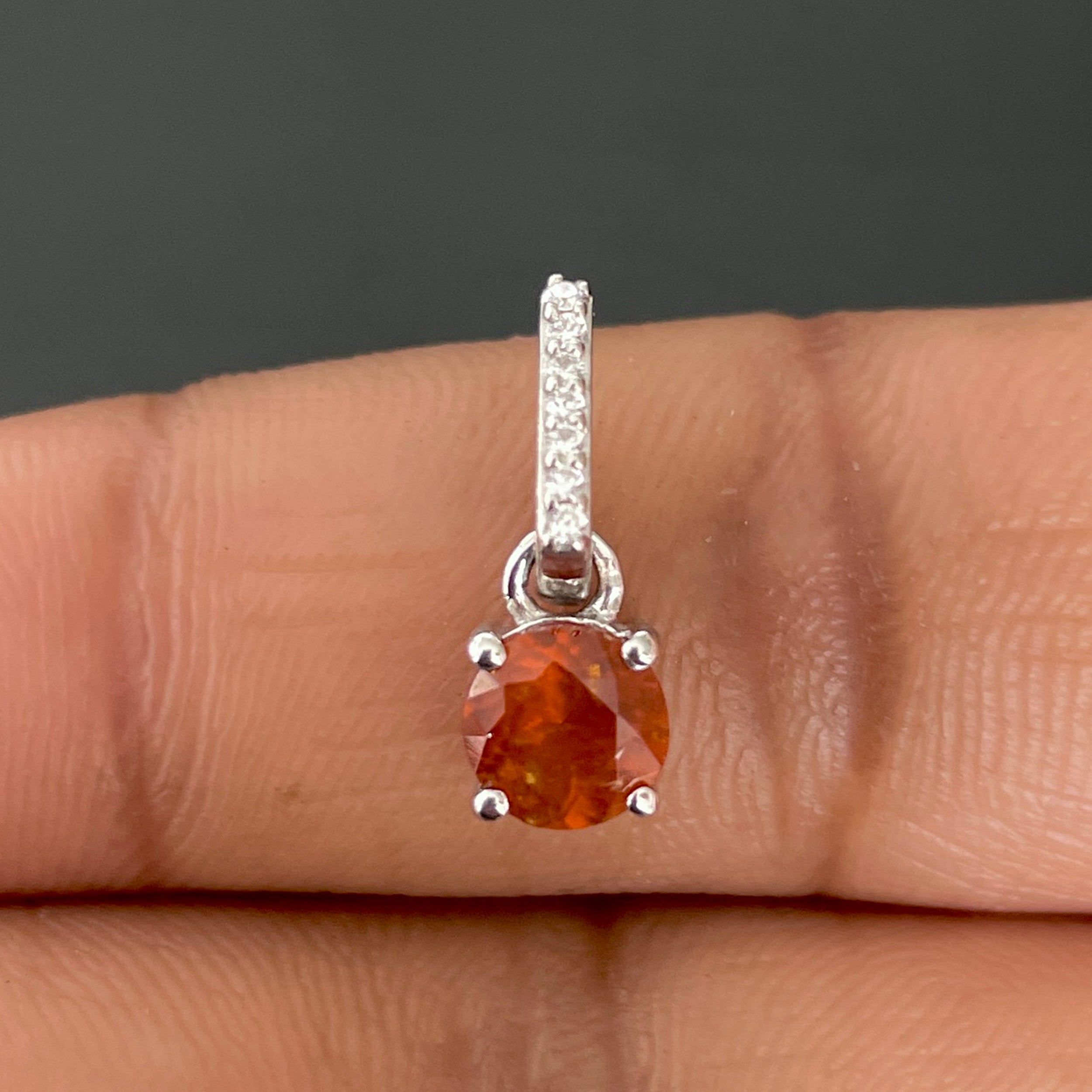 Orange Kyanite Pendant-( KYN-SP-549-O )