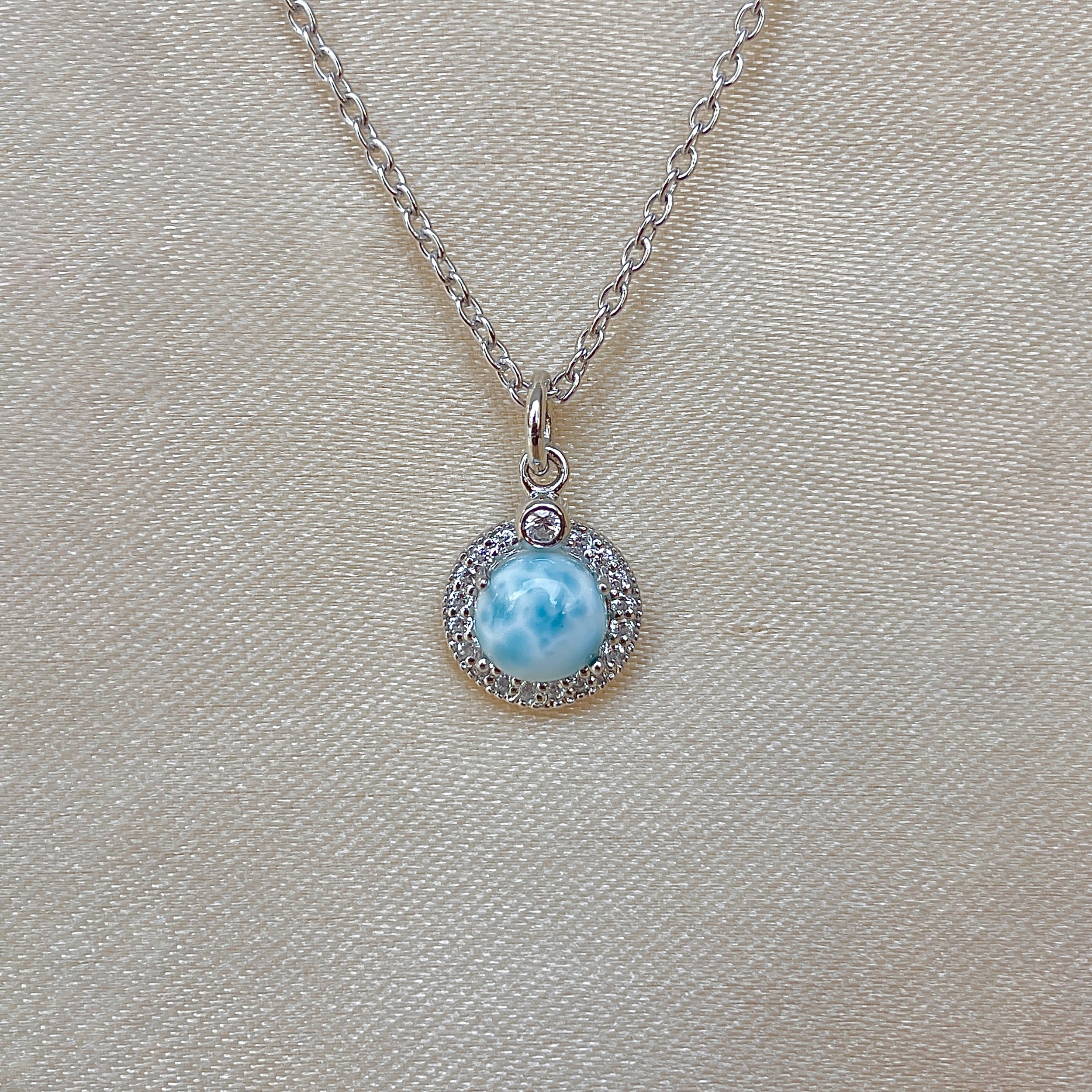 Larimar & White Topaz Necklace-(LAR-RDN-72.)