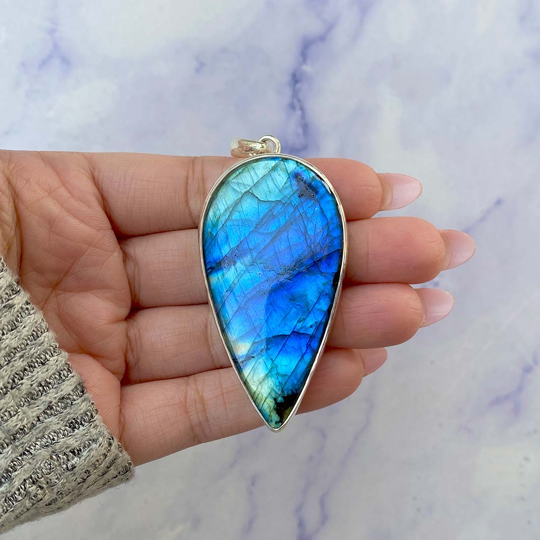 Labradorite Pendant-(LBD-P-102.)
