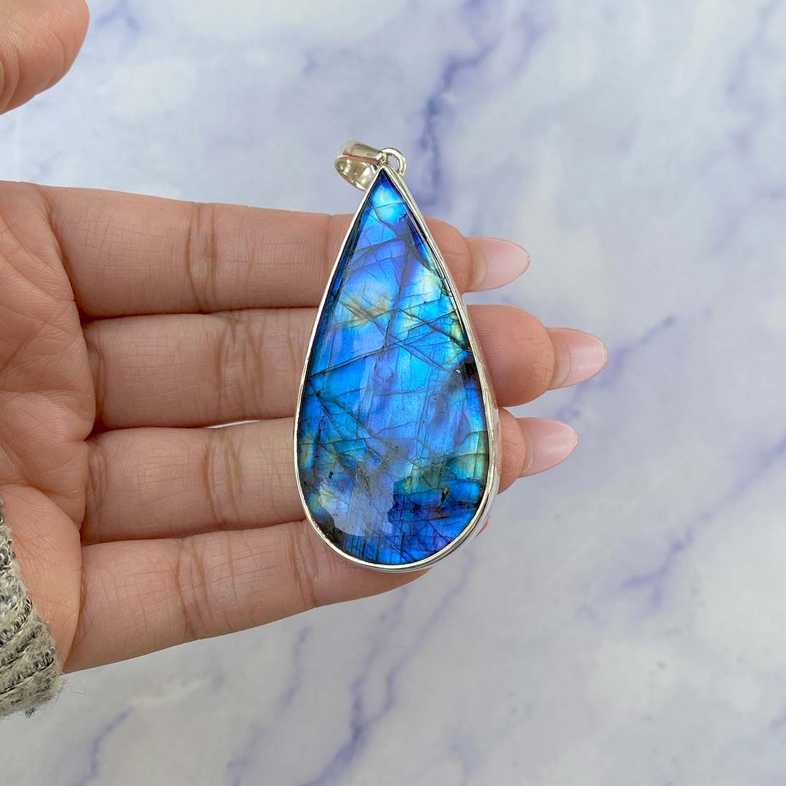 Labradorite Pendant-(LBD-P-104.)