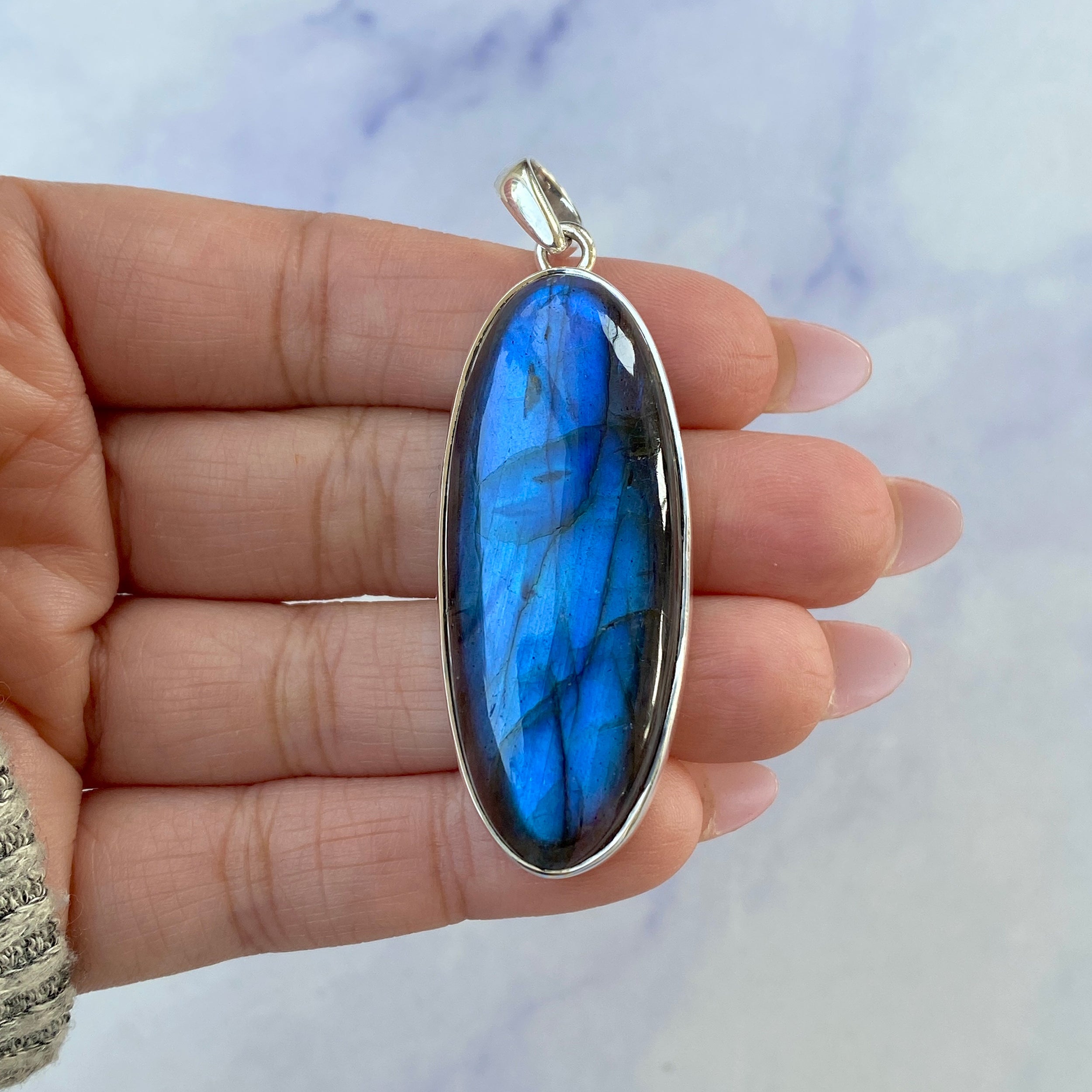 Labradorite Pendant-(LBD-P-41.)