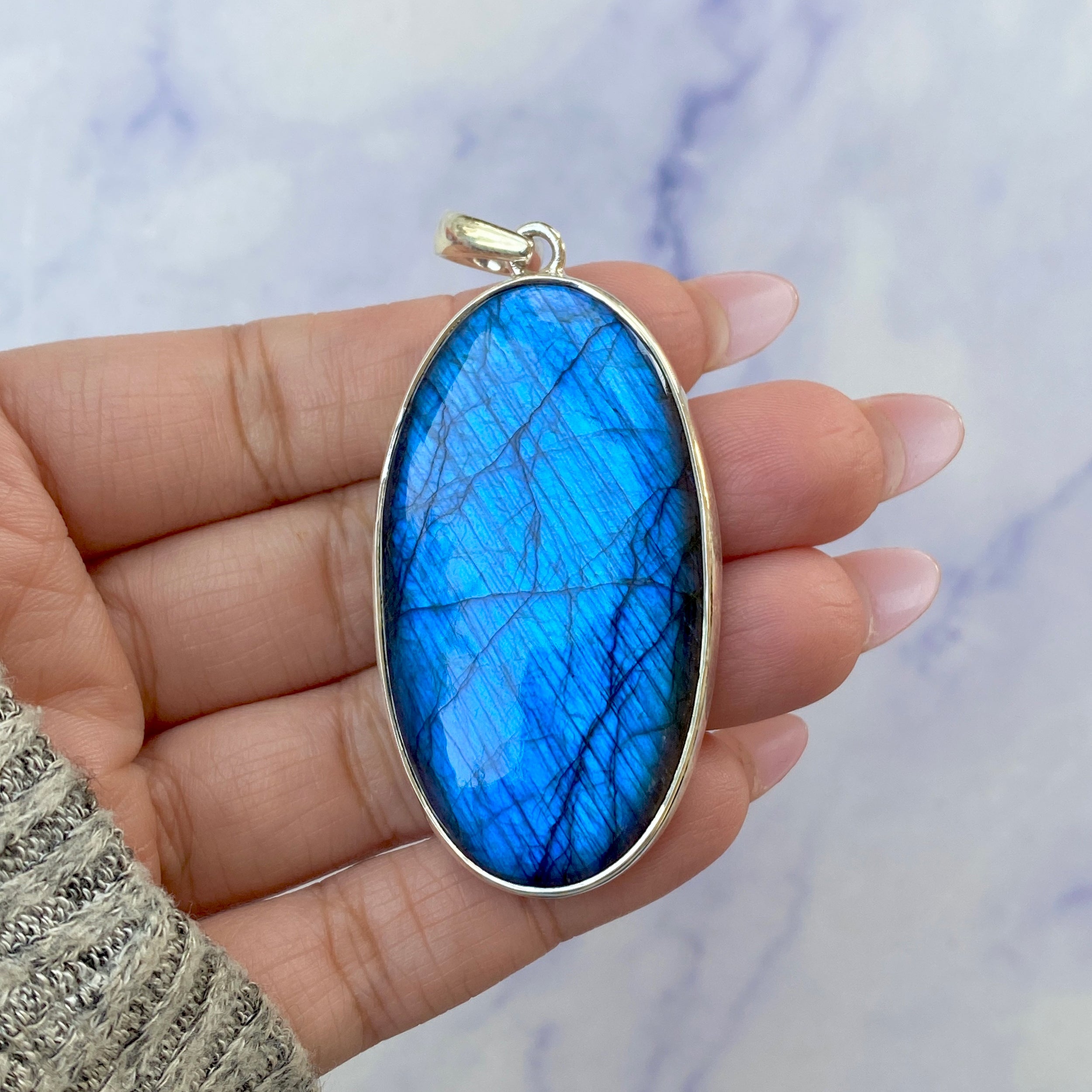 Labradorite Pendant-(LBD-P-93.)