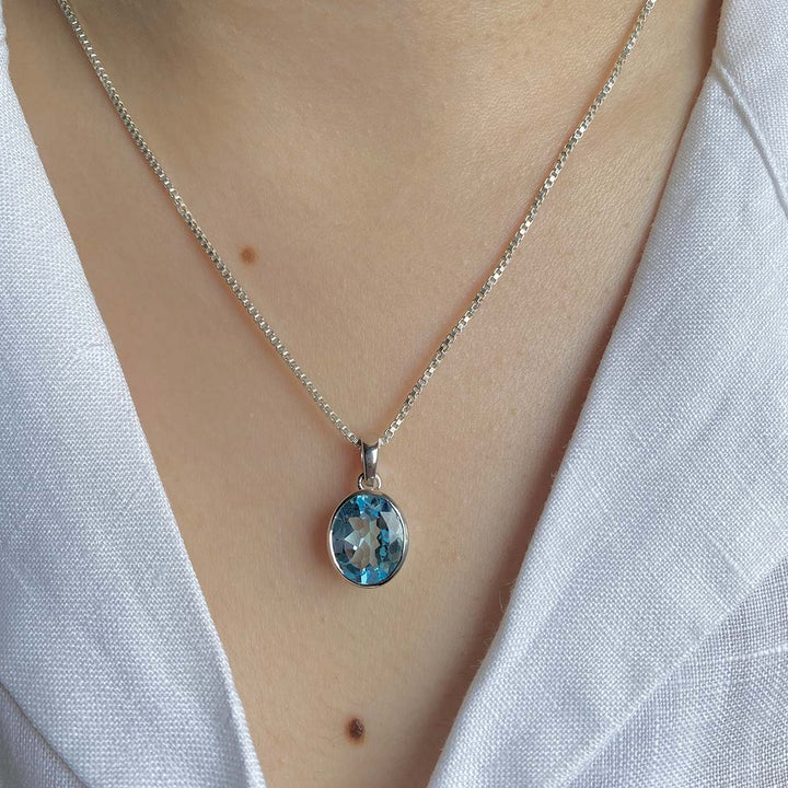 Blue Topaz pendant