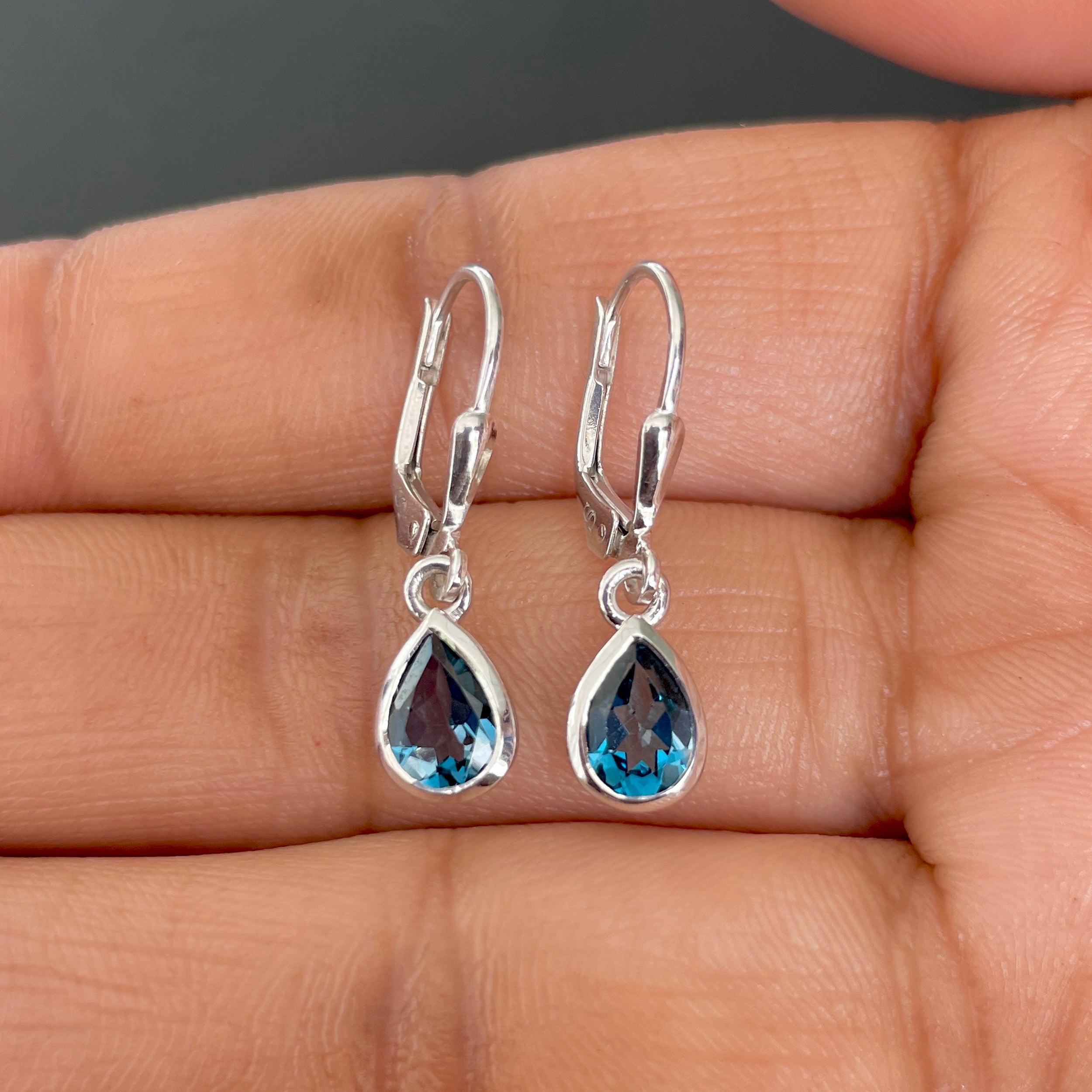 London Blue Topaz Leverback Earrings-(LBTZ-SE-1317.)