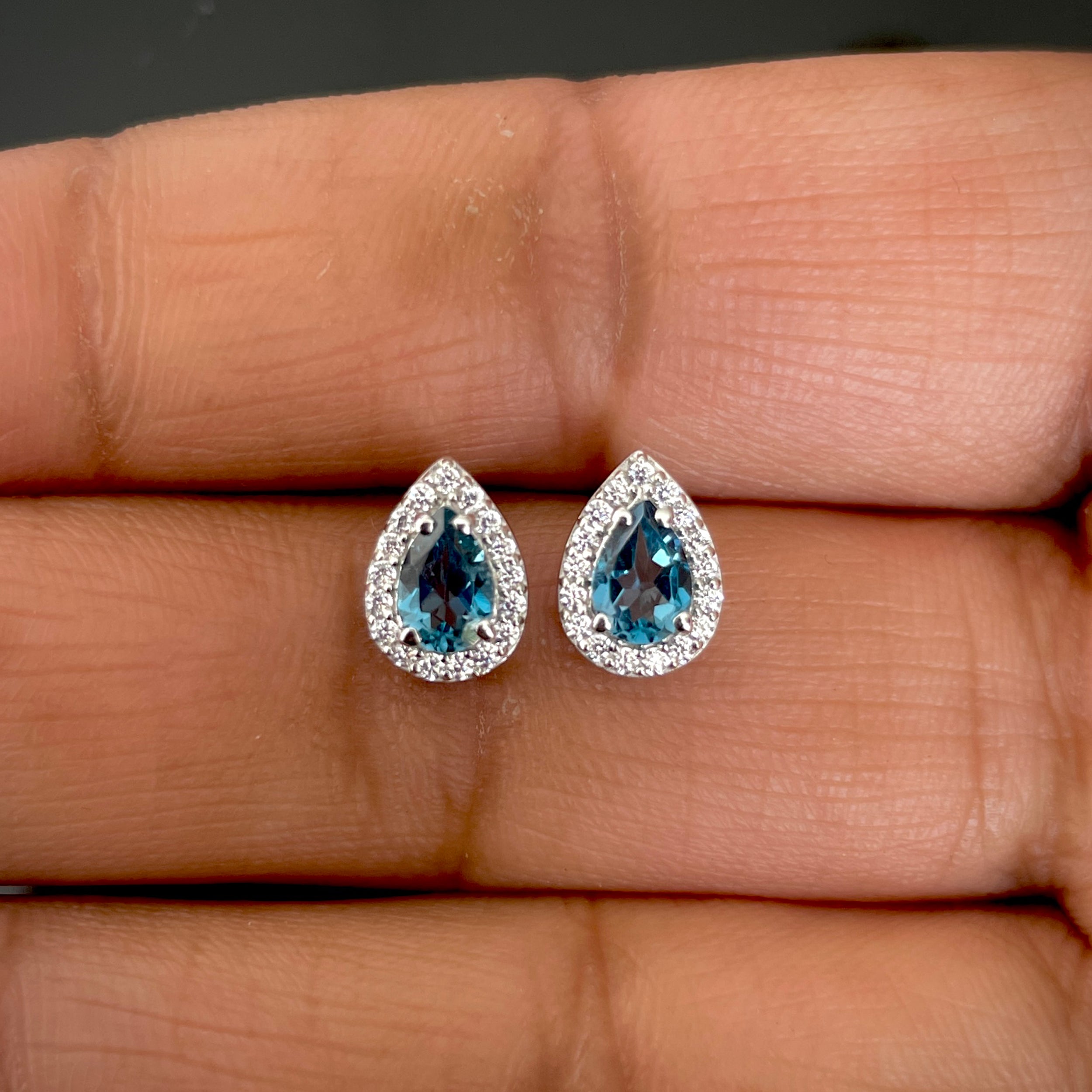 London Blue Topaz Stud Earring-(LBTZ-SE-52-W.)