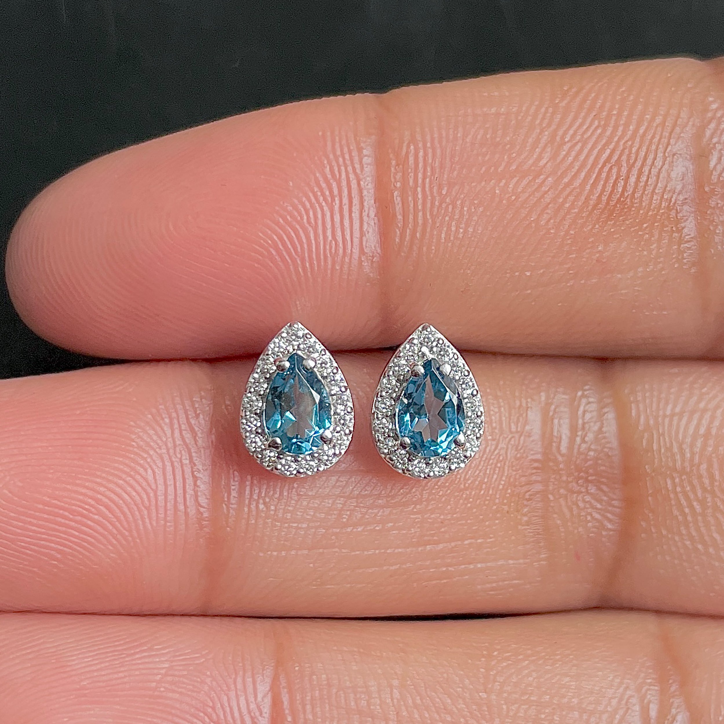 London Blue Topaz Stud Earrings-(LBTZ-SE-52W.)