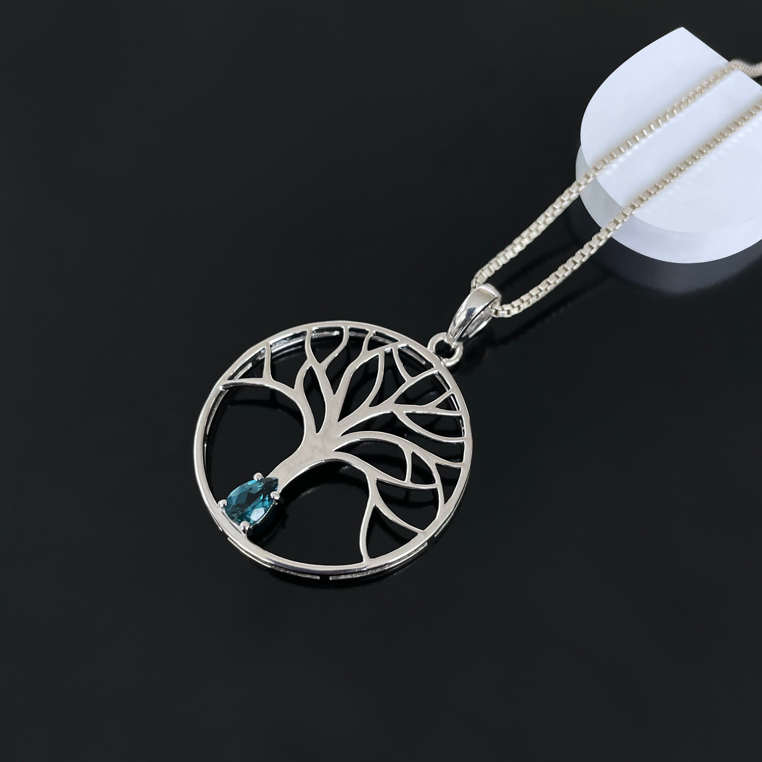 London Blue Topaz Tree Of Life Pendant-(LBTZ-SN-154.)