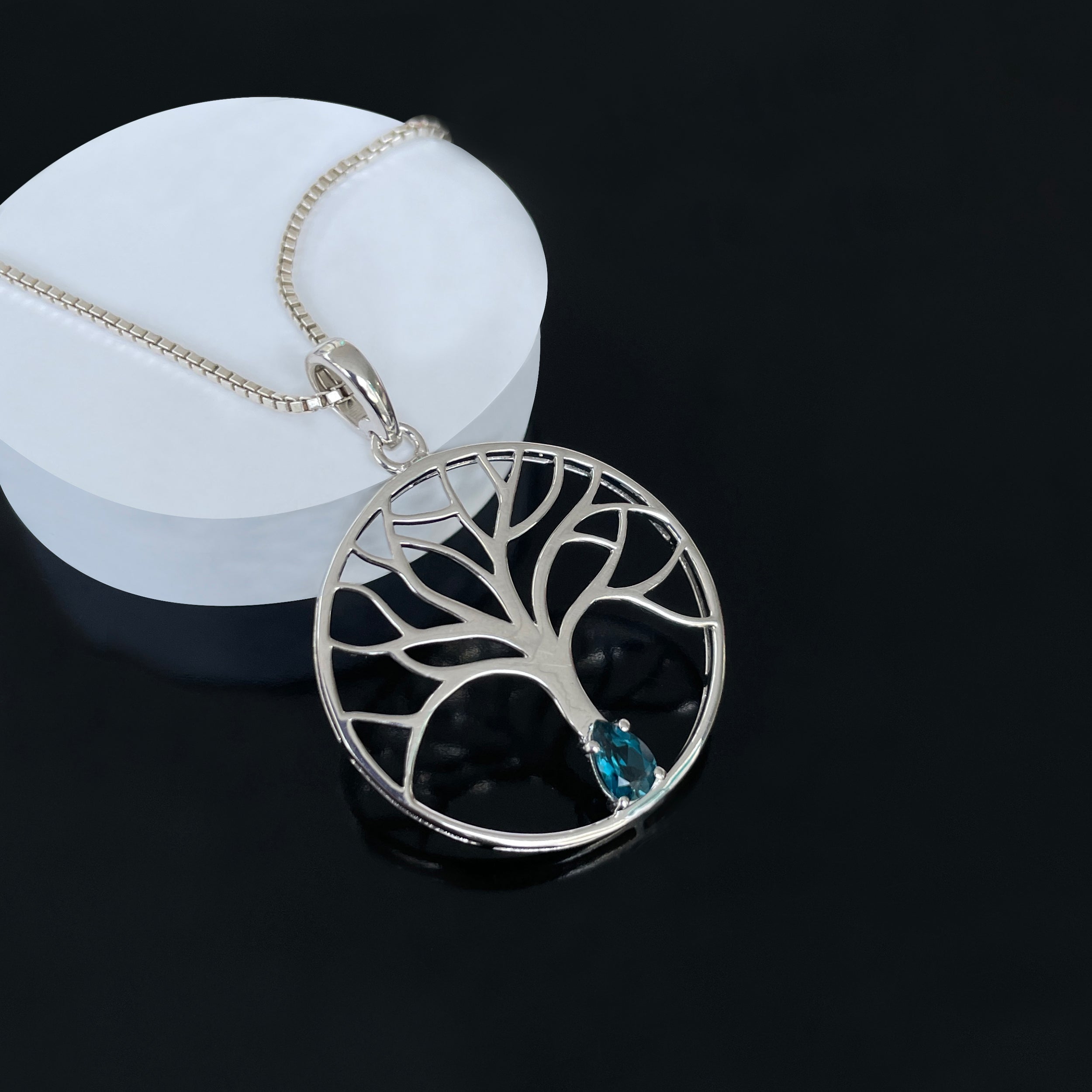 London Blue Topaz Tree Of Life Pendant-(LBTZ-SN-154.)