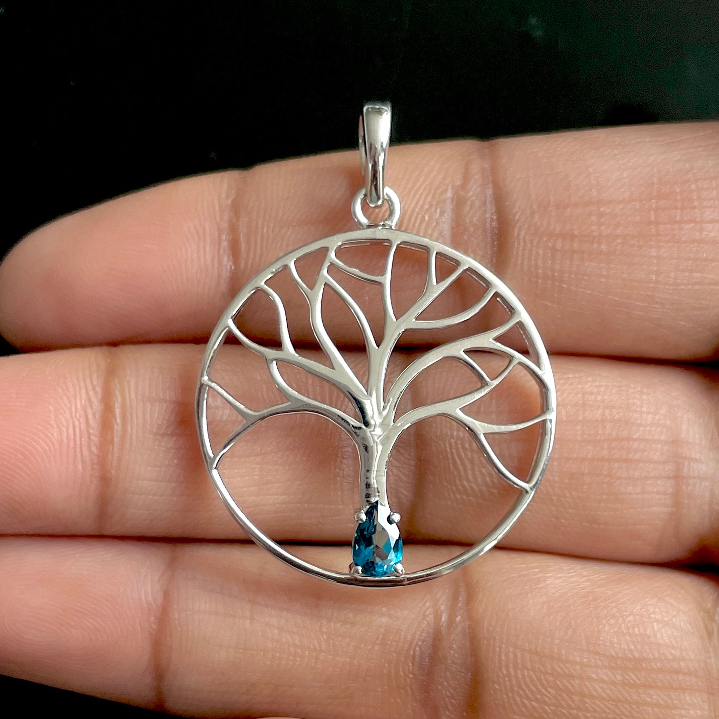 London Blue Topaz Tree Of Life Pendant-(LBTZ-SN-154.)
