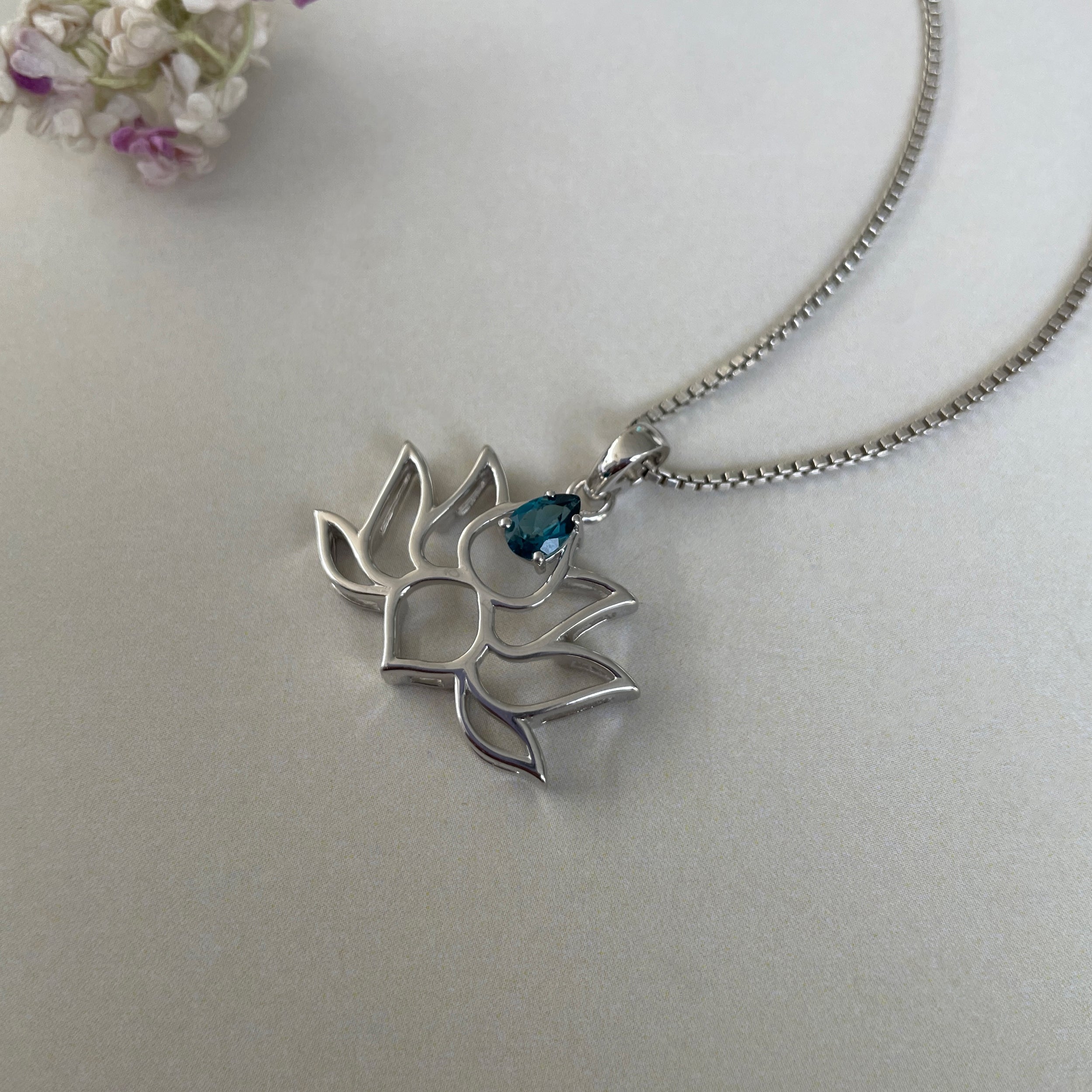 London Blue Topaz Lotus Pendant-(LBTZ-SN-156.)