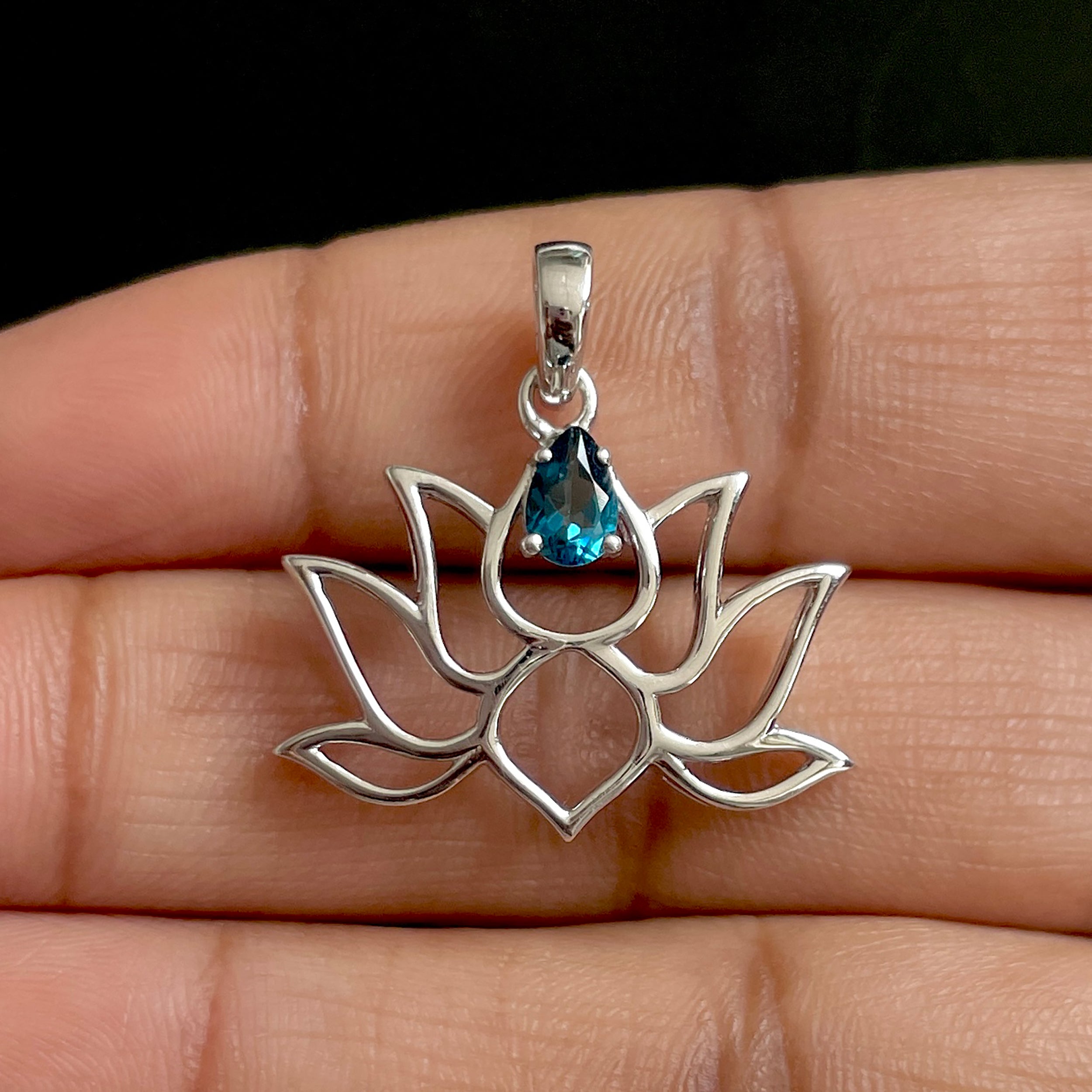 London Blue Topaz Lotus Pendant-(LBTZ-SN-156.)