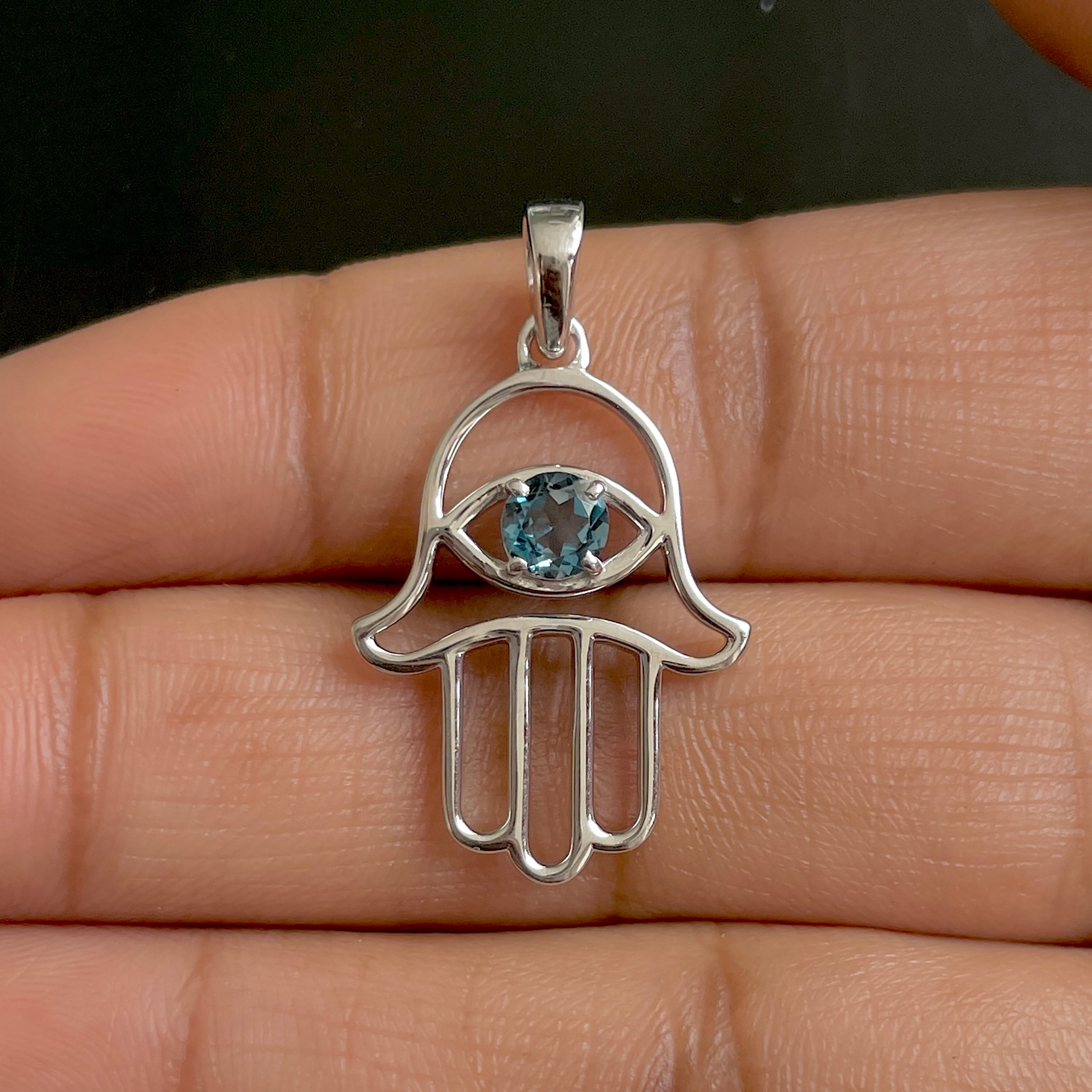 London Blue Topaz Hamsa Hand Pendant-(LBTZ-SN-172.)