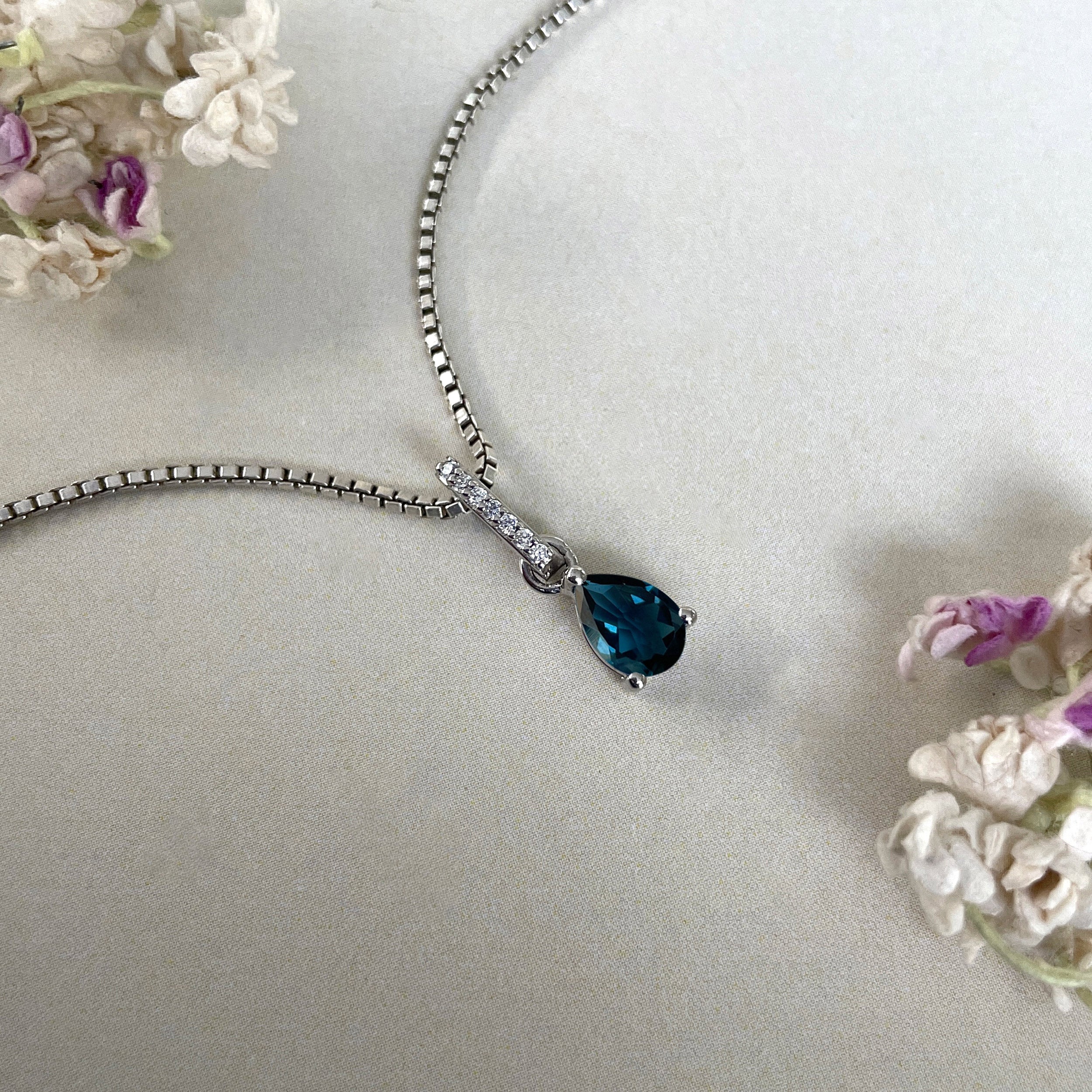 London & White Topaz Pendant-(LBTZ-SP-1165.)