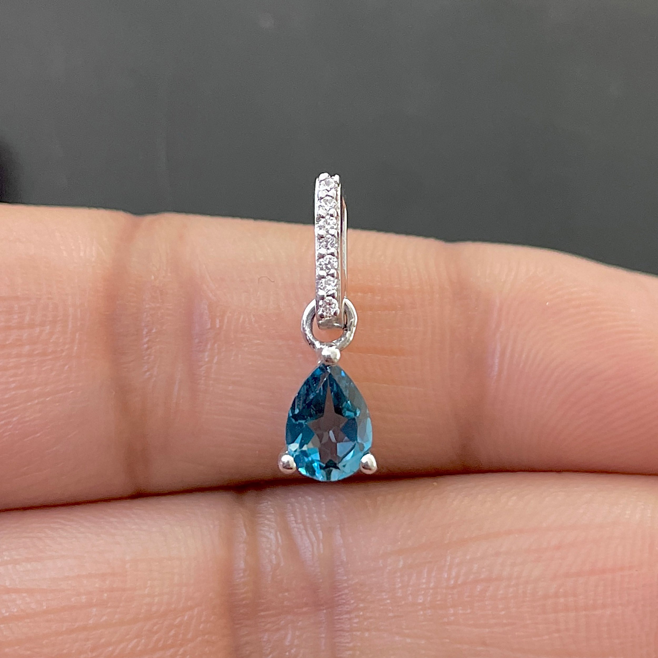 London & White Topaz Pendant-(LBTZ-SP-1165.)