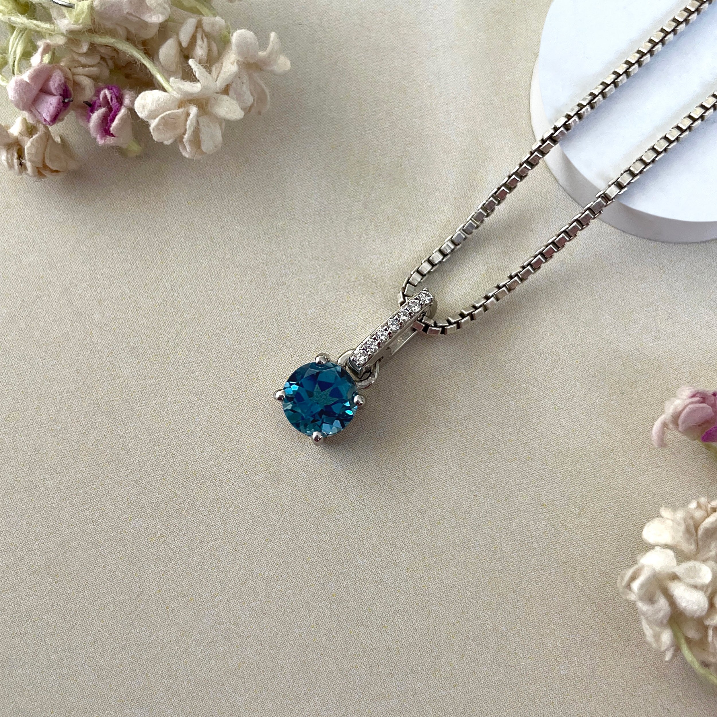London Blue Topaz Pendant-( LBTZ-SP-549 )