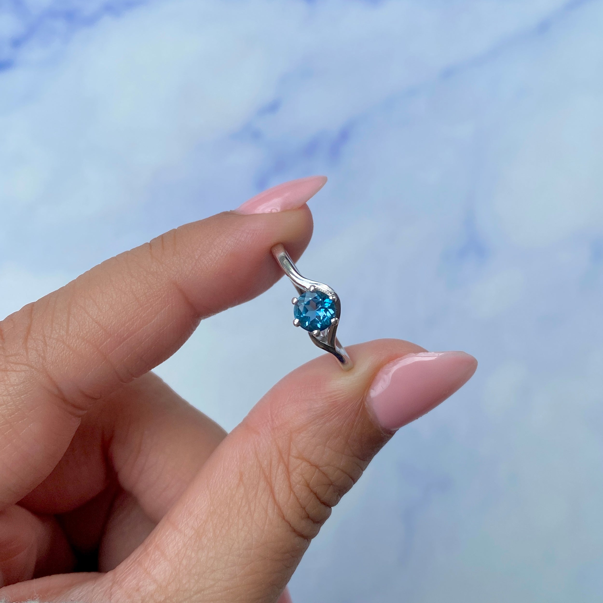 London Blue Topaz Ring-(LBTZ-SR-04.)