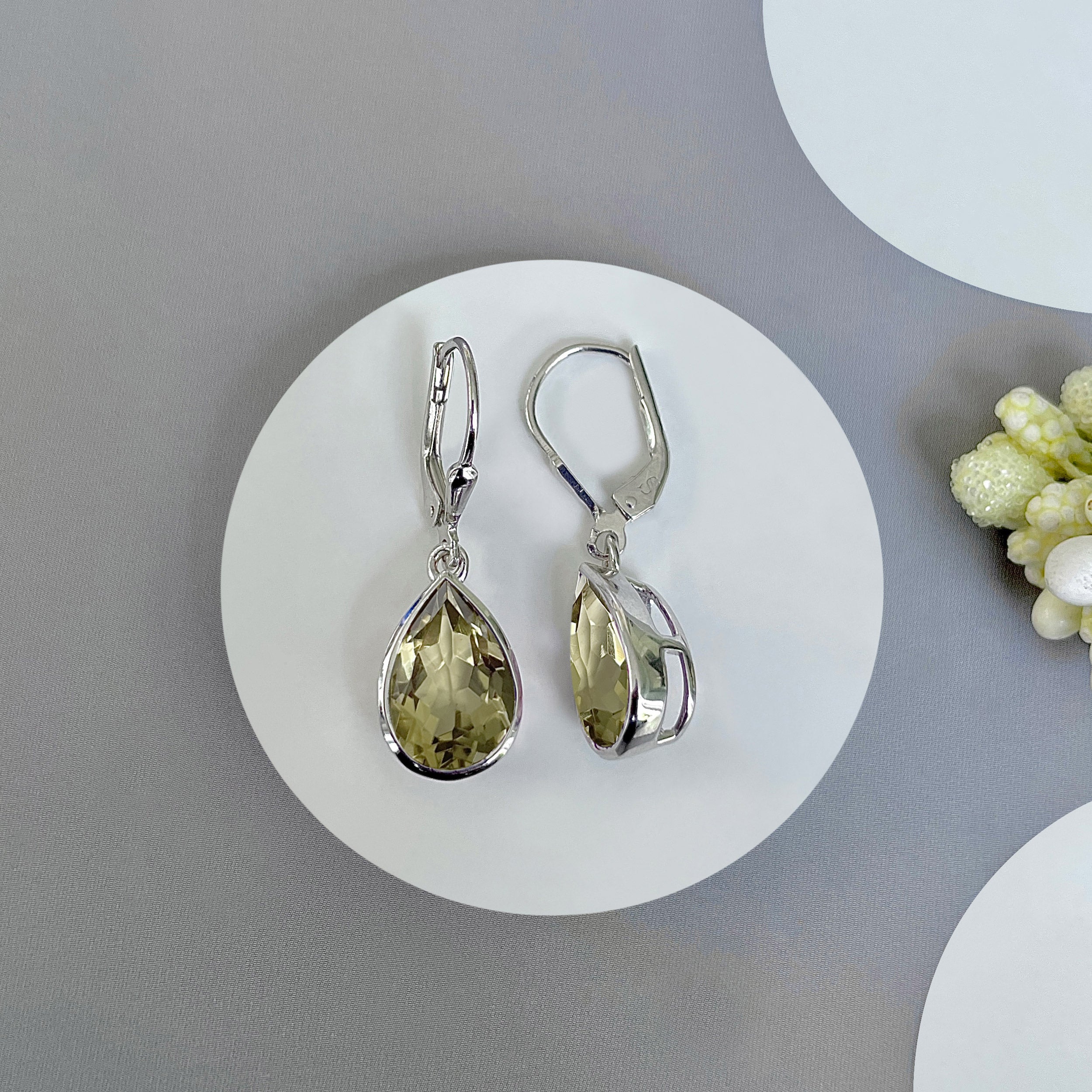 Lemon Quartz Leverback Earrings-(LEM-SE-1252.)