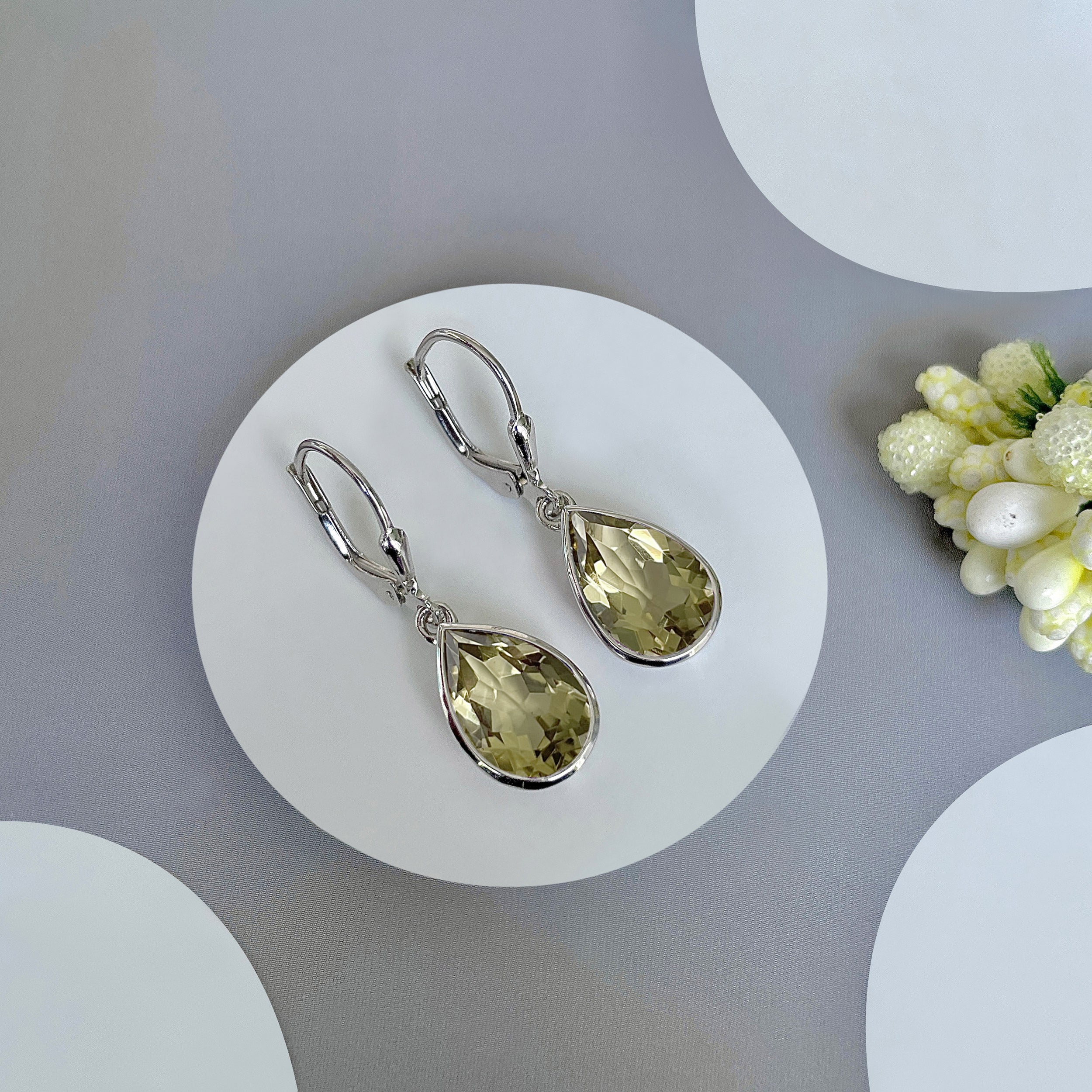Lemon Quartz Leverback Earrings-(LEM-SE-1252.)