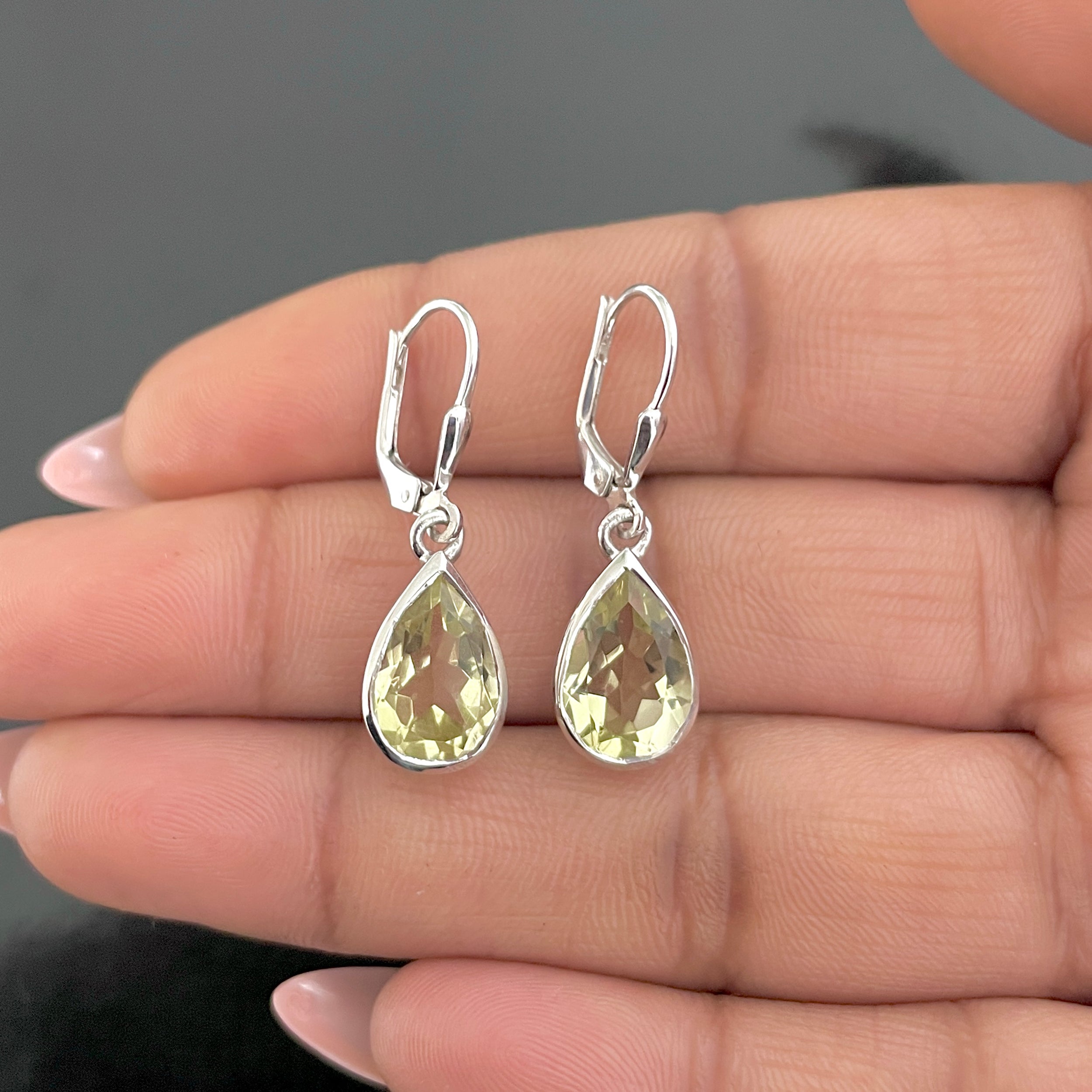 Lemon Quartz Leverback Earrings-(LEM-SE-707.)