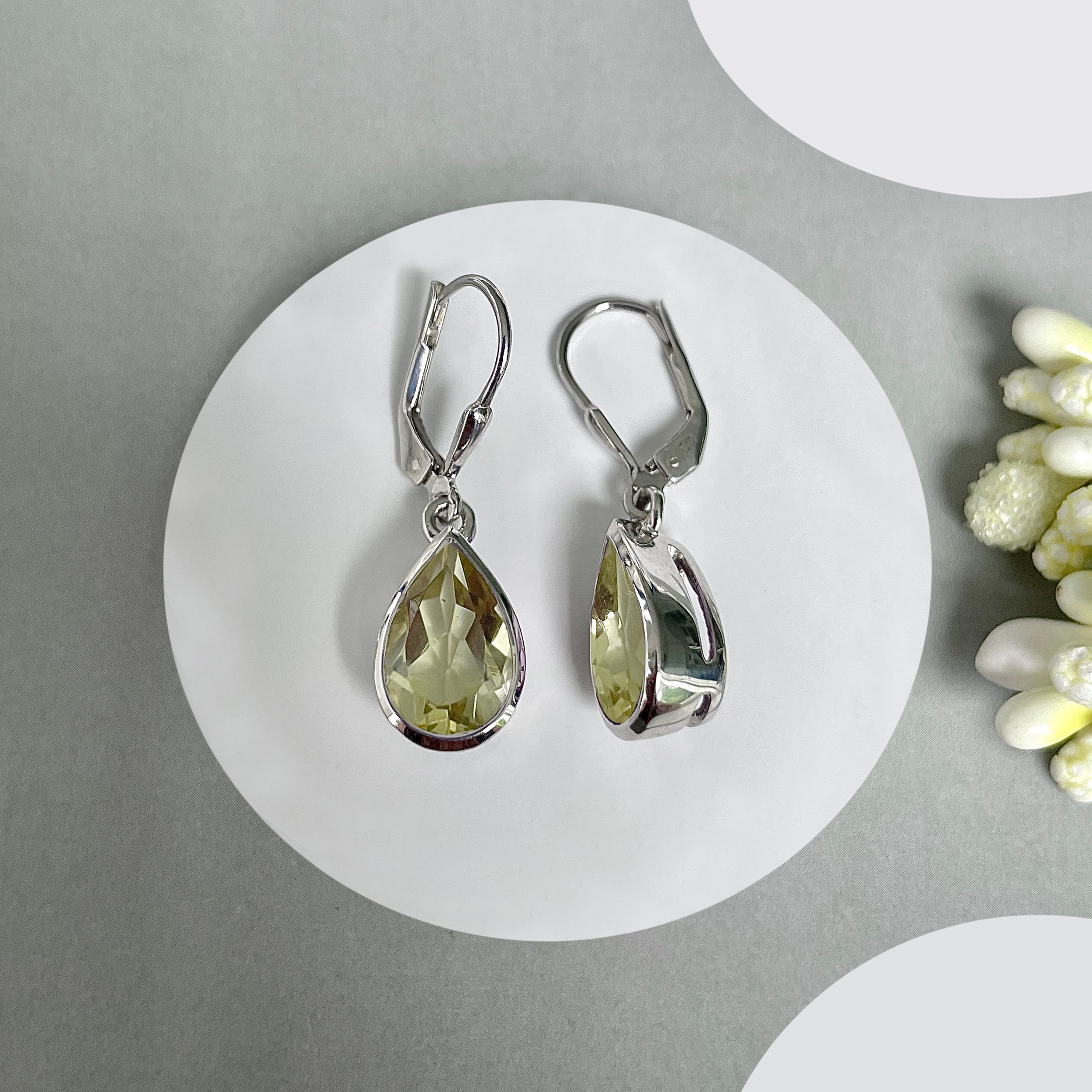 Lemon Quartz Leverback Earrings-(LEM-SE-707.)