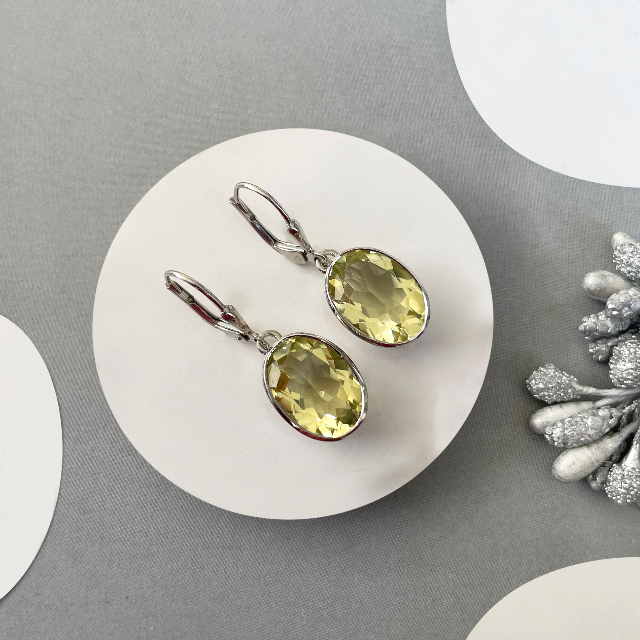 Lemon Quartz Leverback Earrings-(LEM-SE-709.)