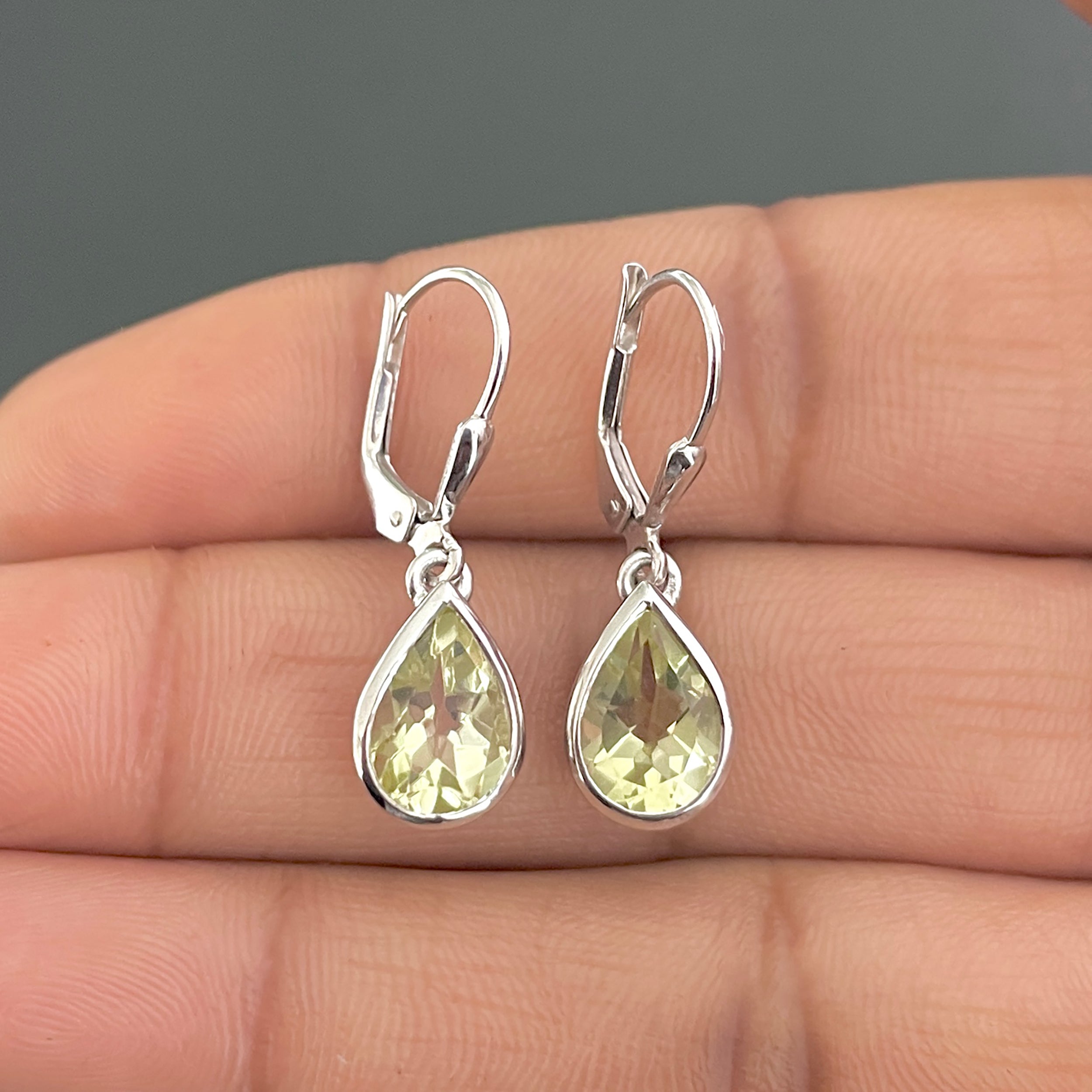 Lemon Quartz Leverback Earring-(LEM-SE-742.)