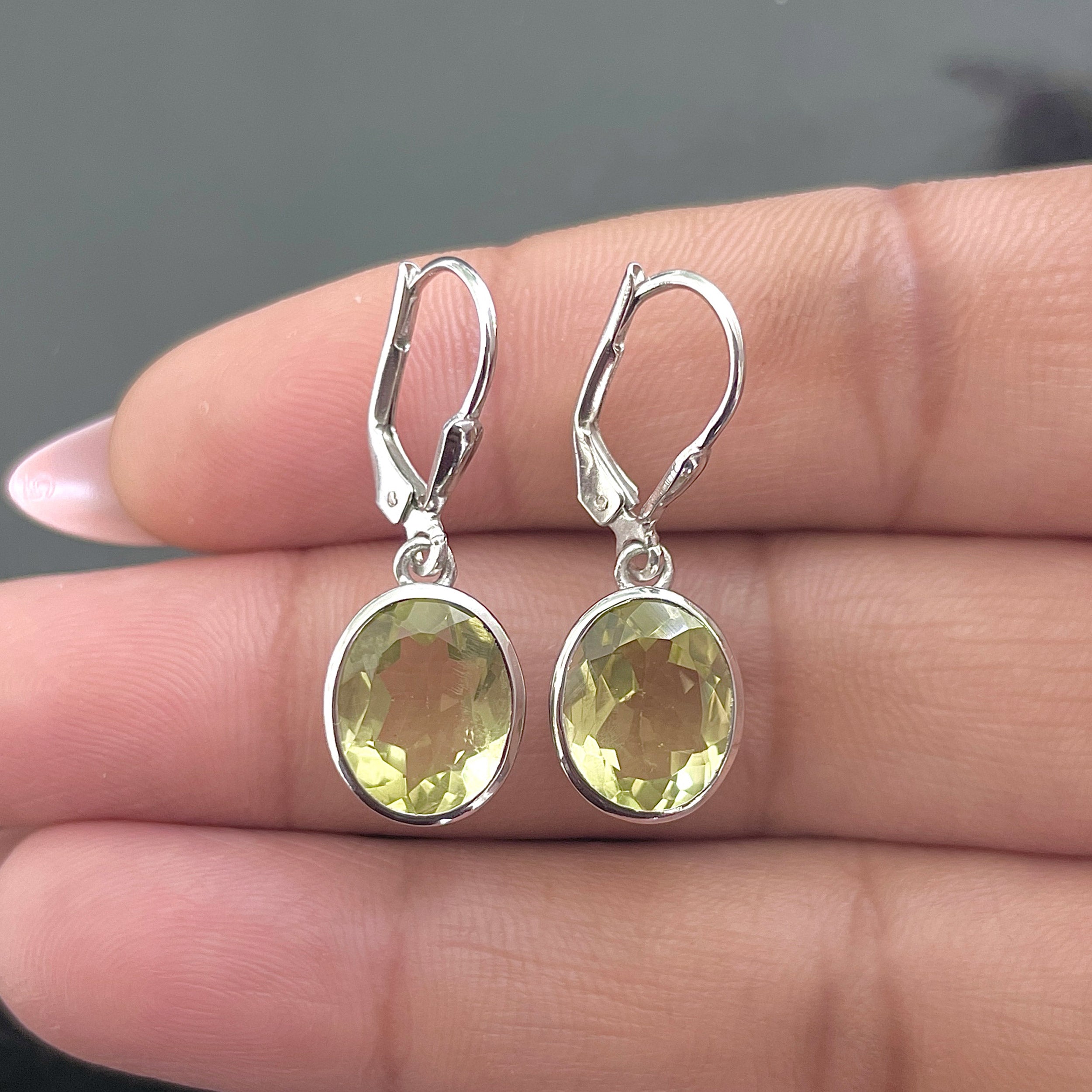 Lemon Quartz Leverback Earring-(LEM-SE-997.)