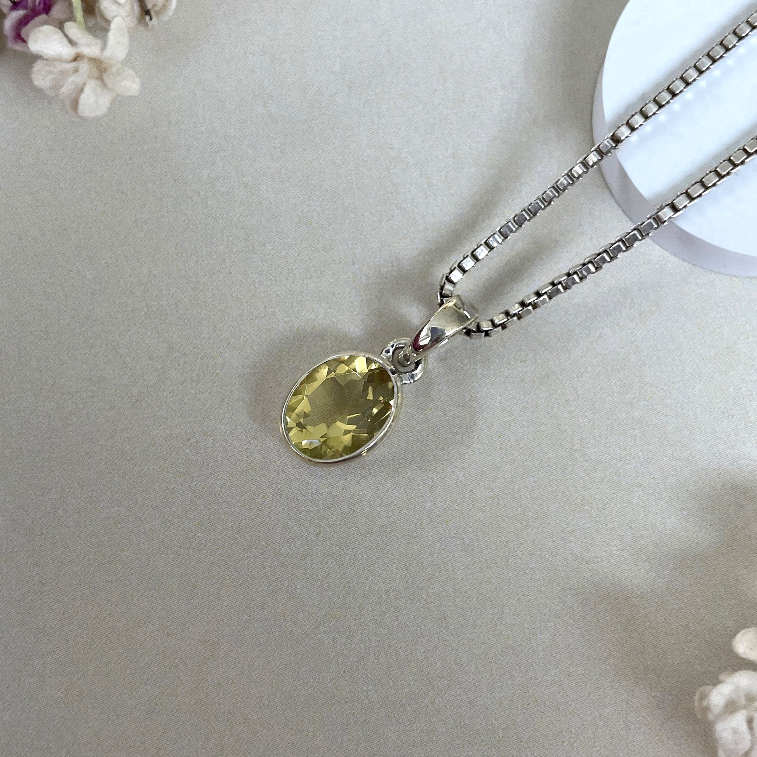 Lemon Quartz Pendant-(LEM-SP-380.)
