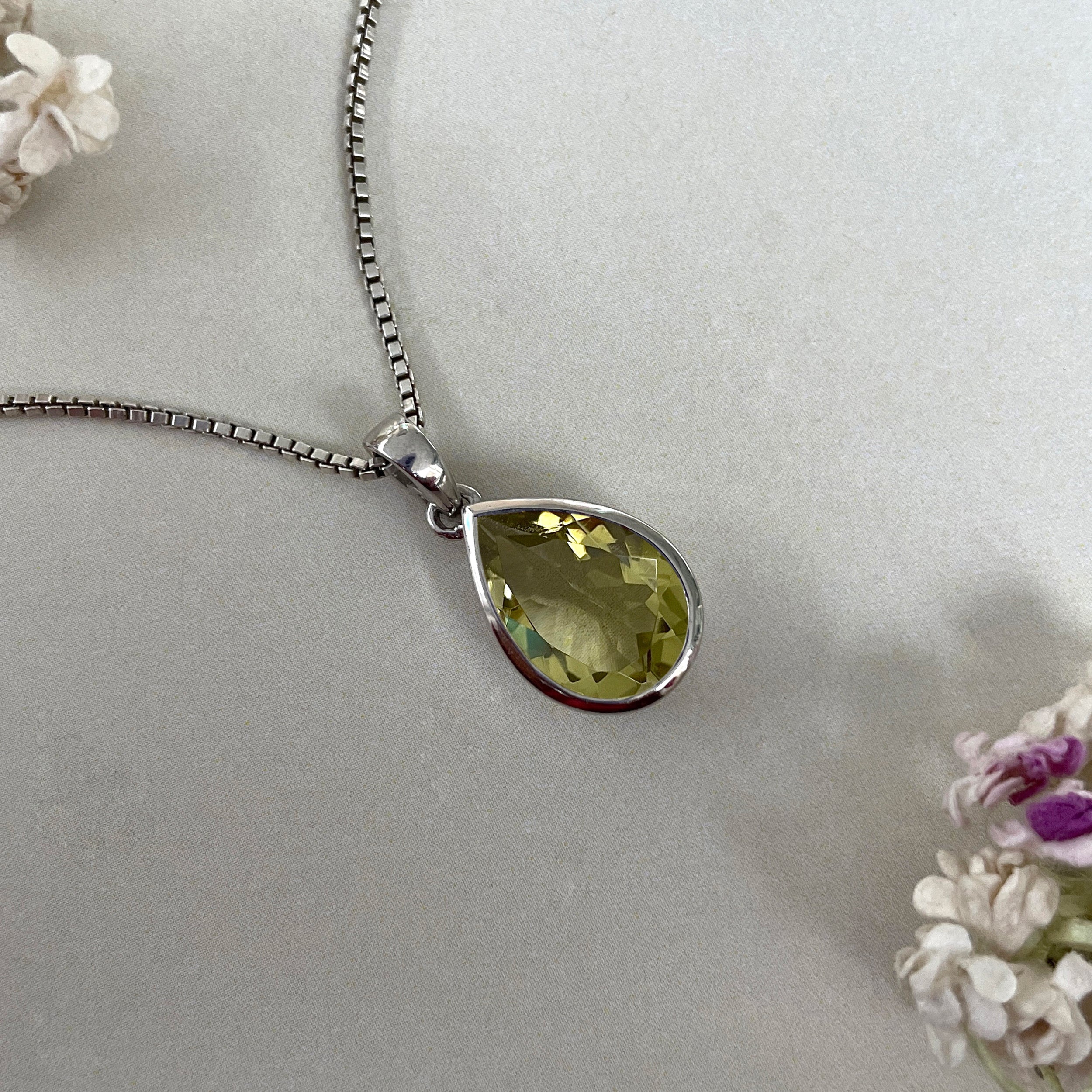 Lemon Quartz Pendant-(LEM-SP-463.)