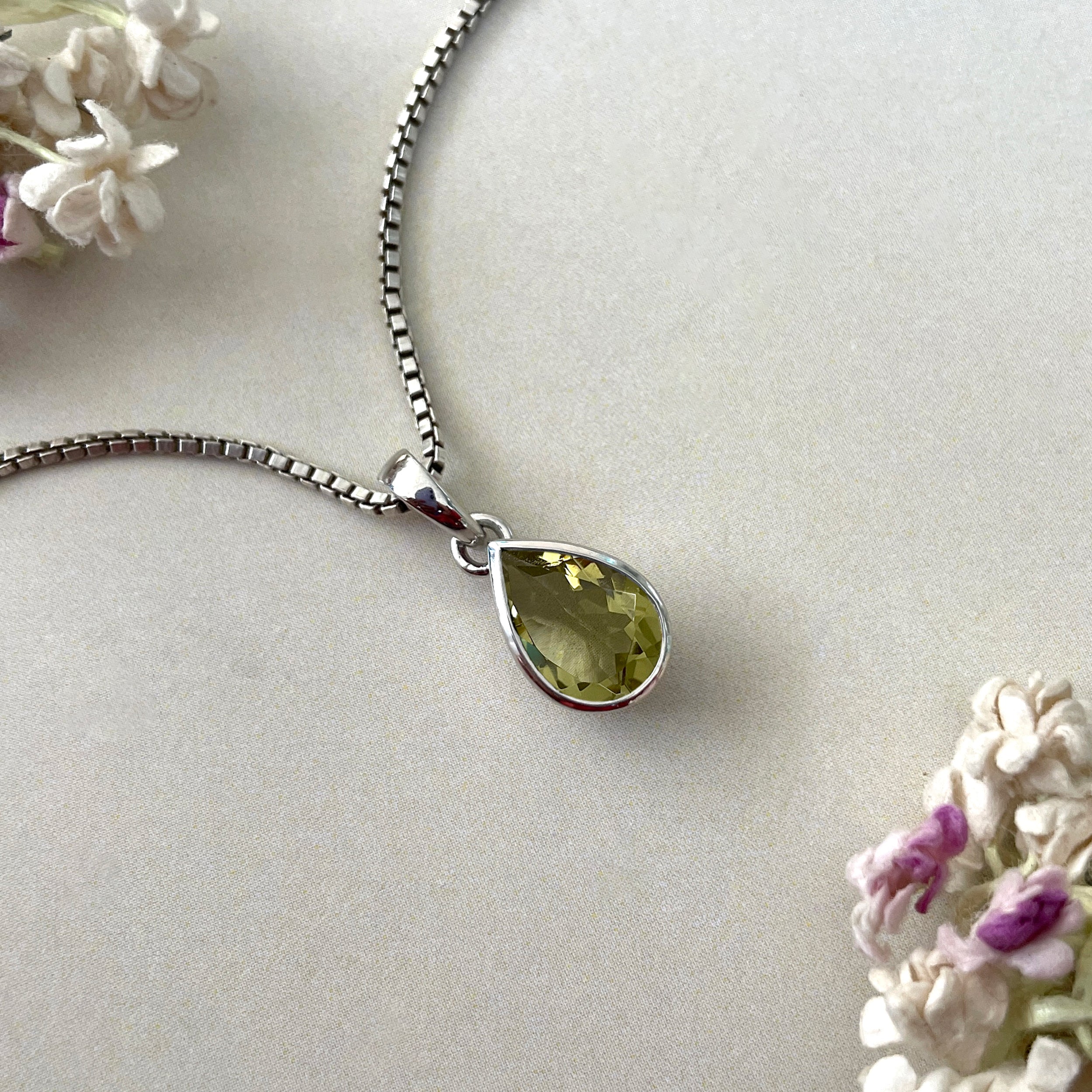 Lemon Quartz Pendant-(LEM-SP-468.)