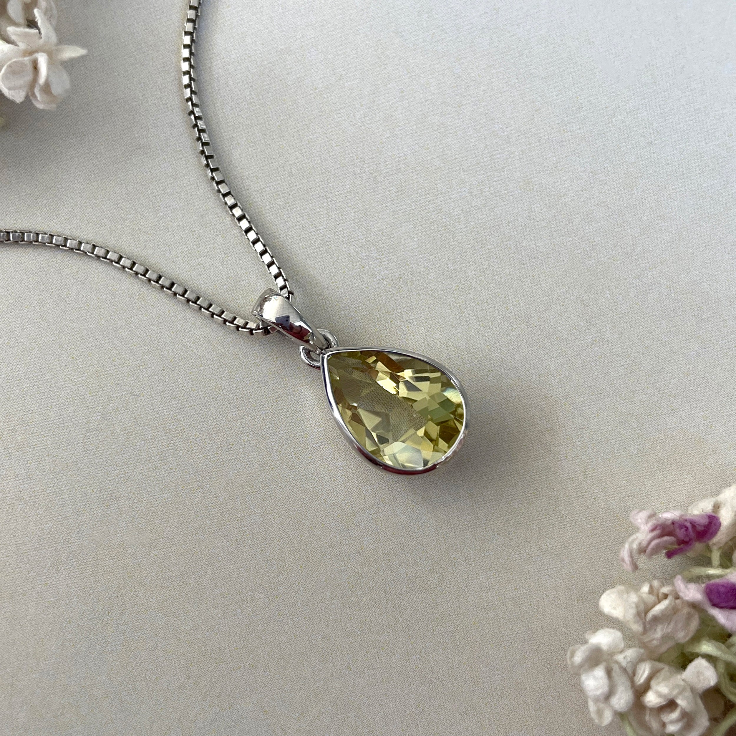 Lemon Quartz Pendant-(LEM-SP-470.)