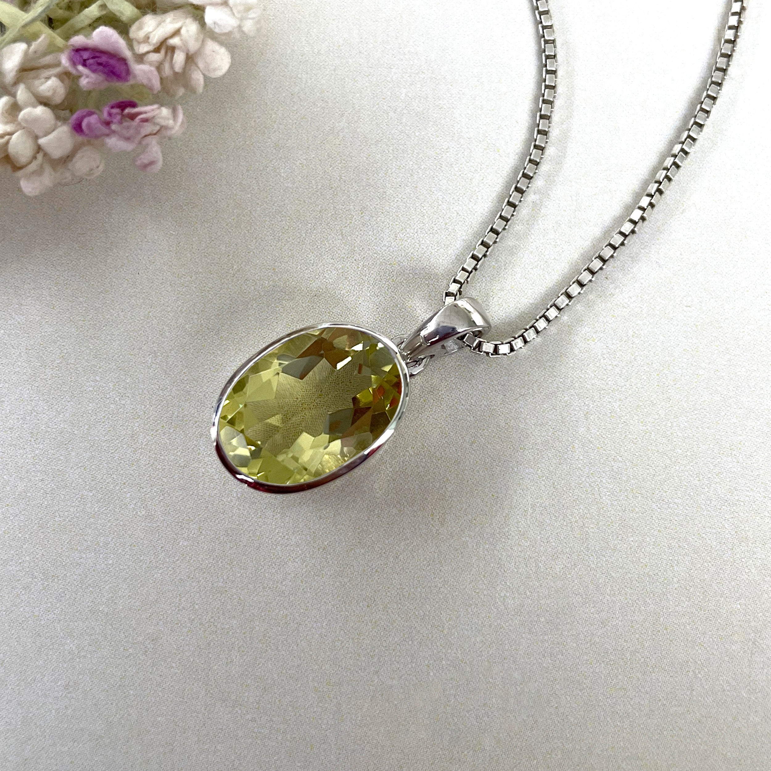 Lemon Quartz Pendant-(LEM-SP-471.)
