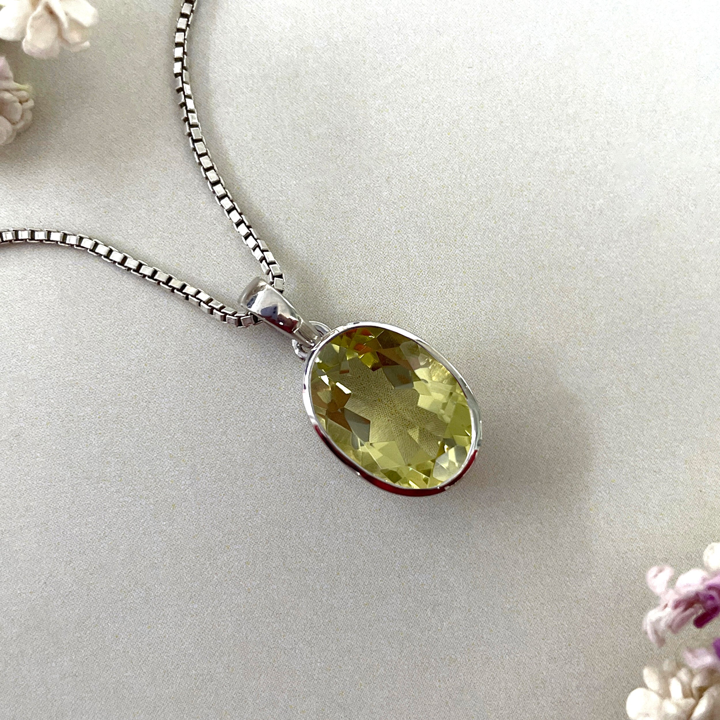 Lemon Quartz Pendant-(LEM-SP-471.)