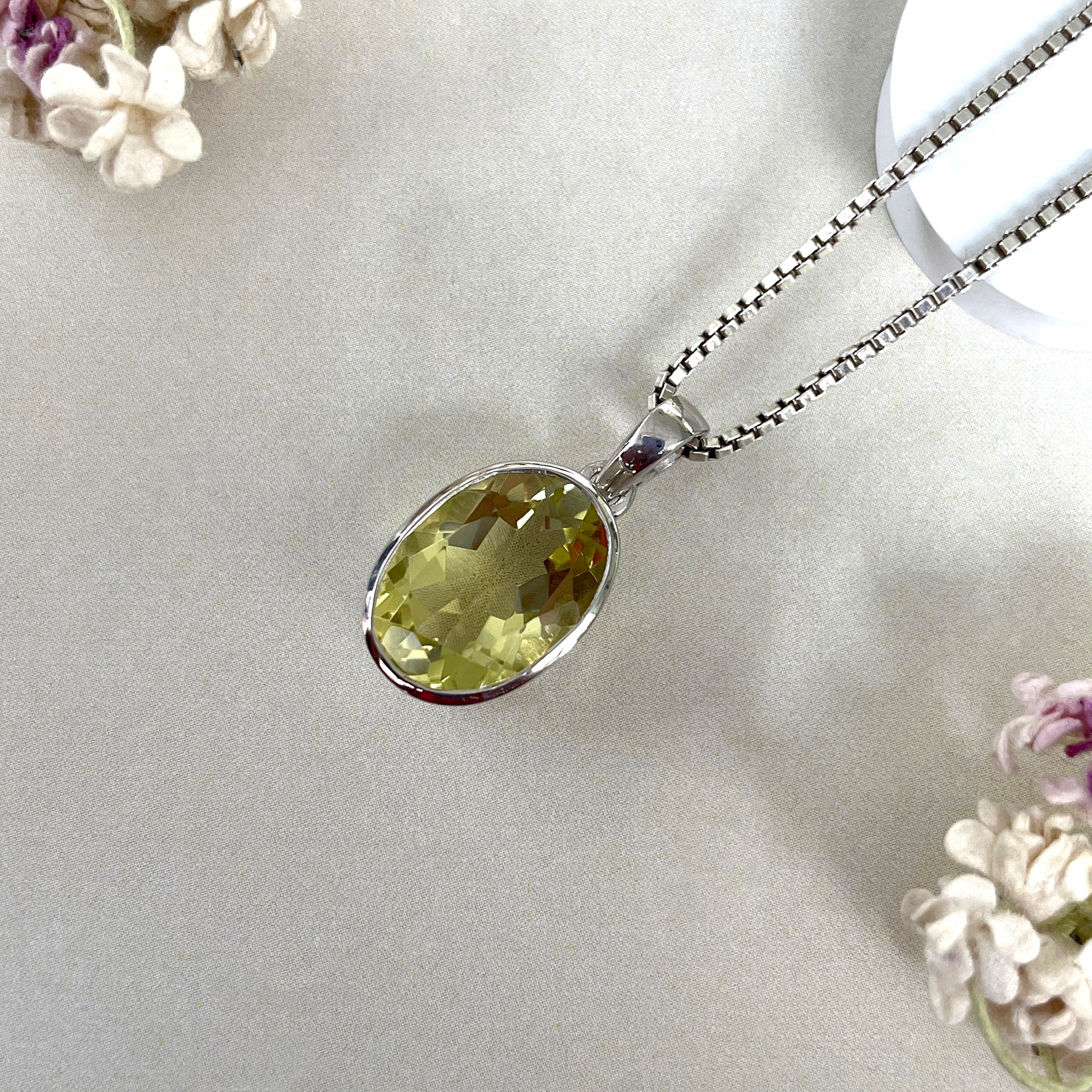 Lemon Quartz Pendant-(LEM-SP-471.)