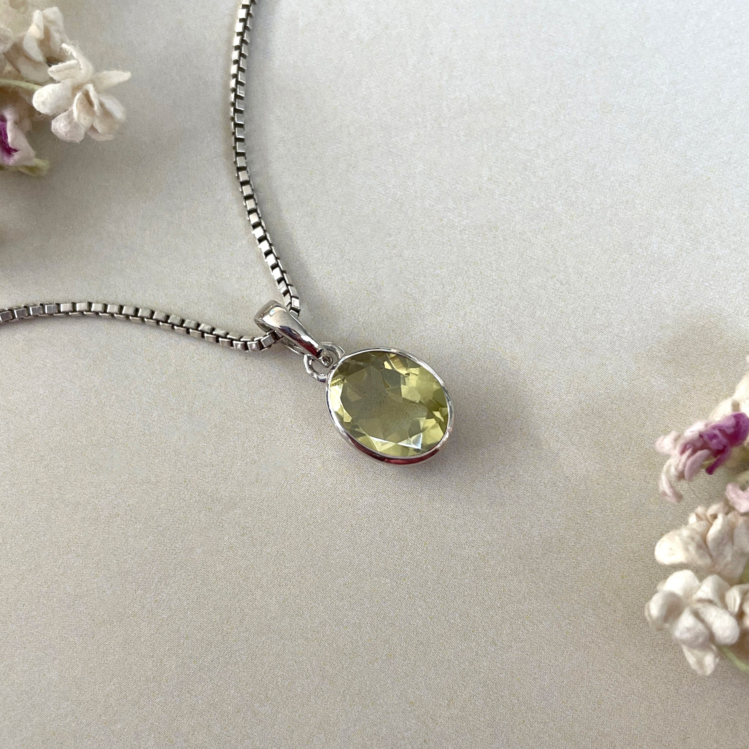 Lemon Quartz Pendant-(LEM-SP-734.)