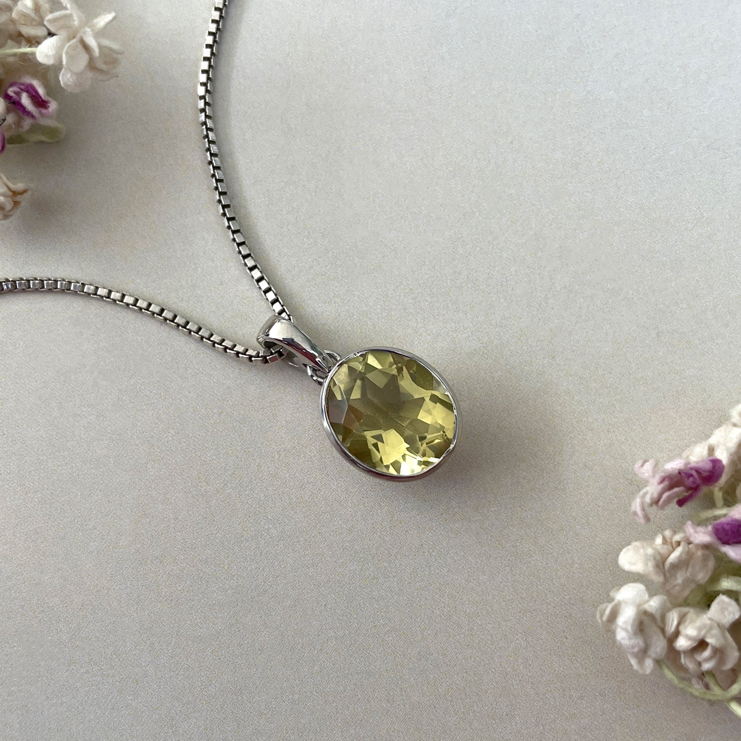 Lemon Quartz Pendant-(LEM-SP-793.)